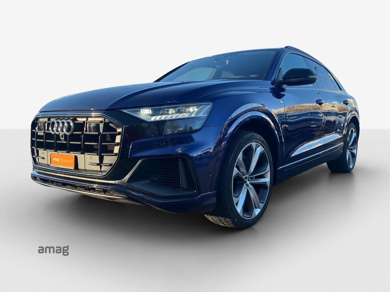 AUDI Q8 55 TFSI Black Edition quattro tiptronic