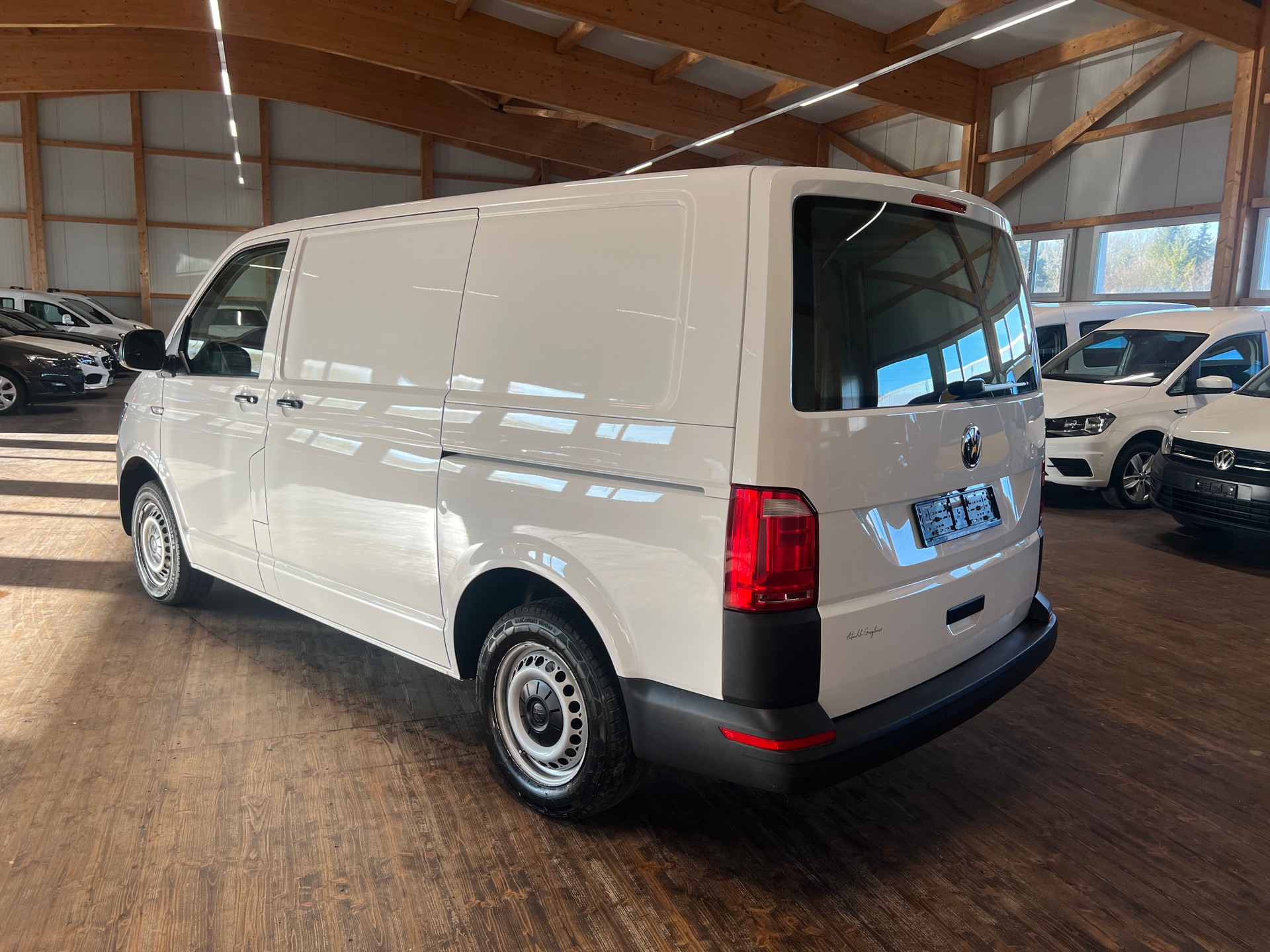 VW T6 2.0 TDI DSG-image-6