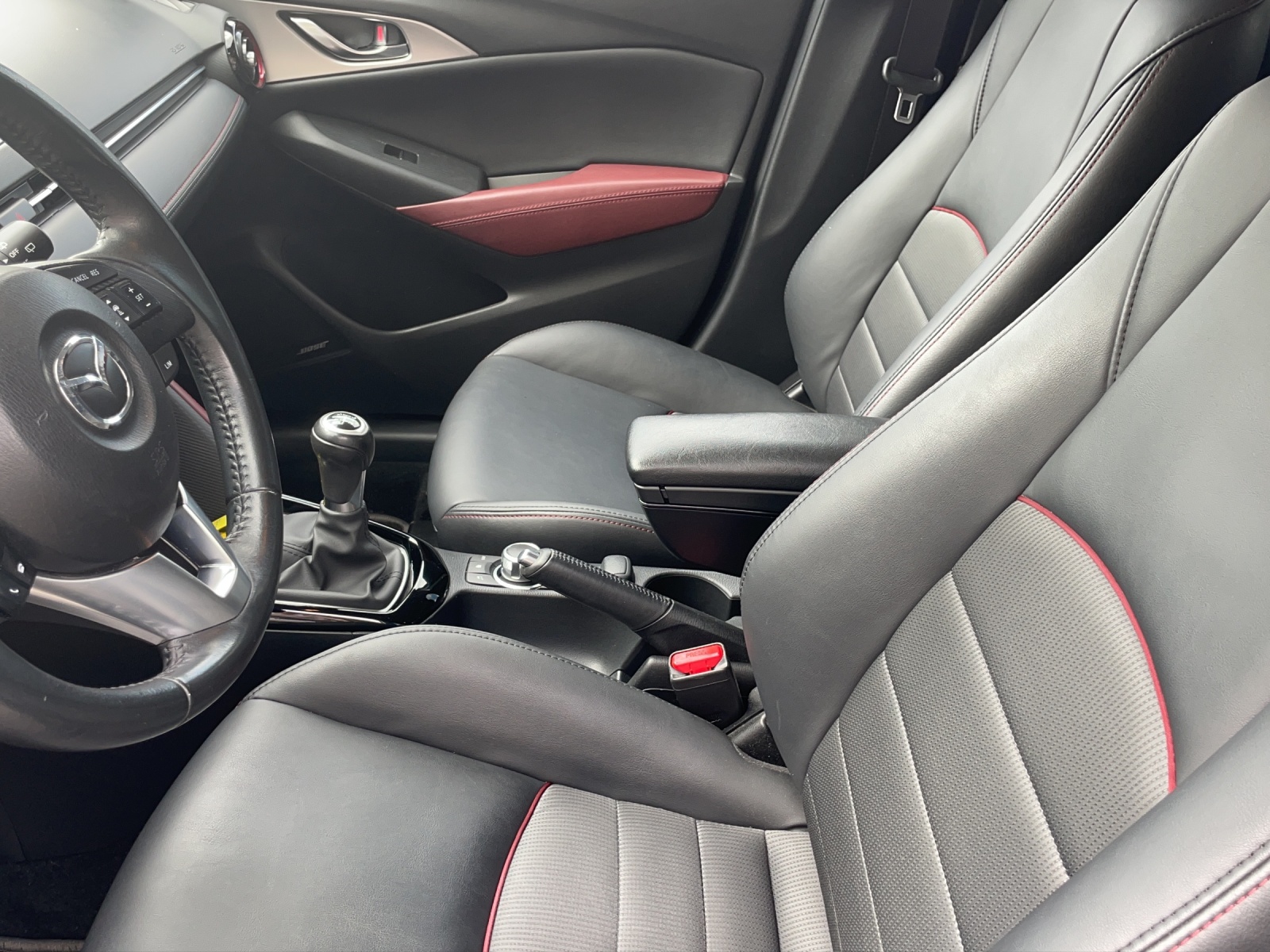 MAZDA CX-3 1.5 D Revolution AWD-image-7