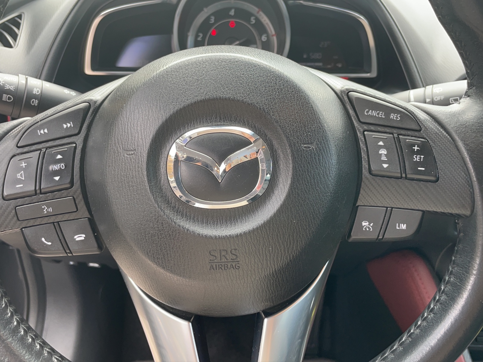 MAZDA CX-3 1.5 D Revolution AWD-image-13