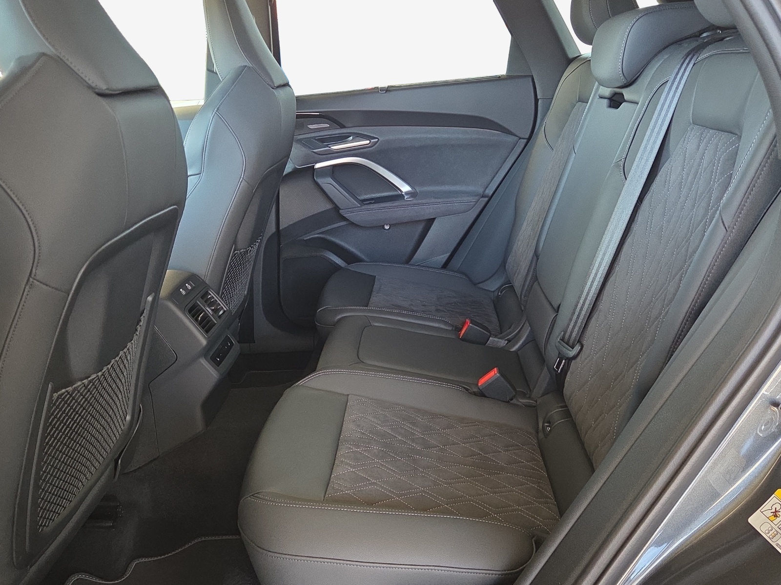 AUDI Q5 TDI quattro 150 kW S-tronic-image-11