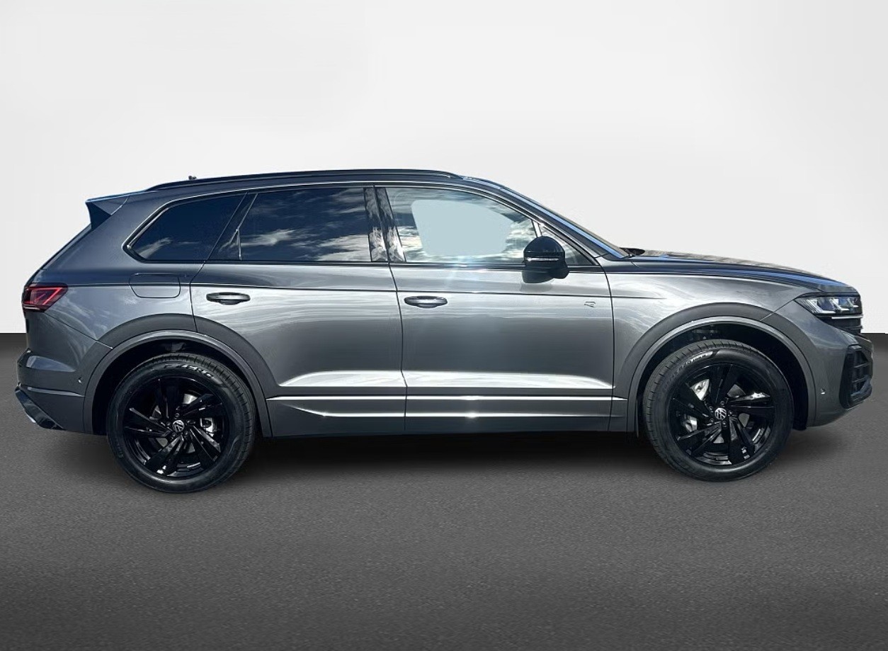 VW Touareg 3.0 TDI R-Line Final Edition Tiptronic-showroom-element-2