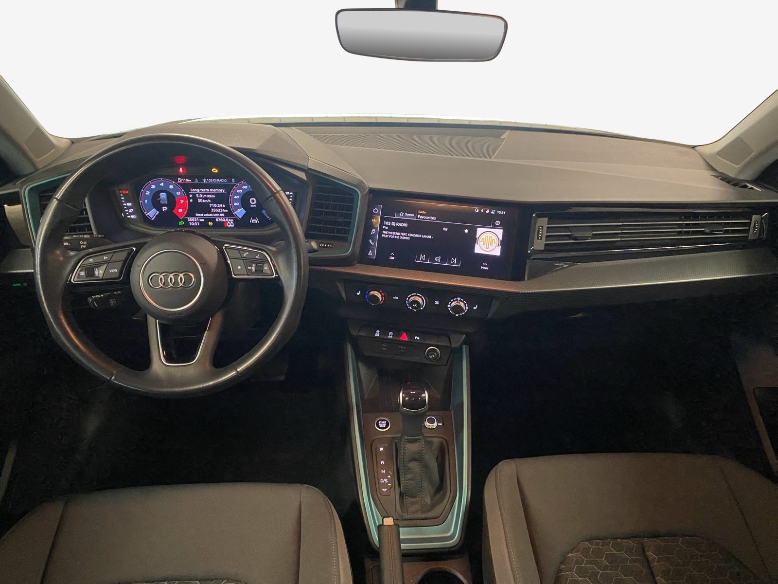 AUDI A1 allstreet 30 TFSI Attraction S-tronic-image-8