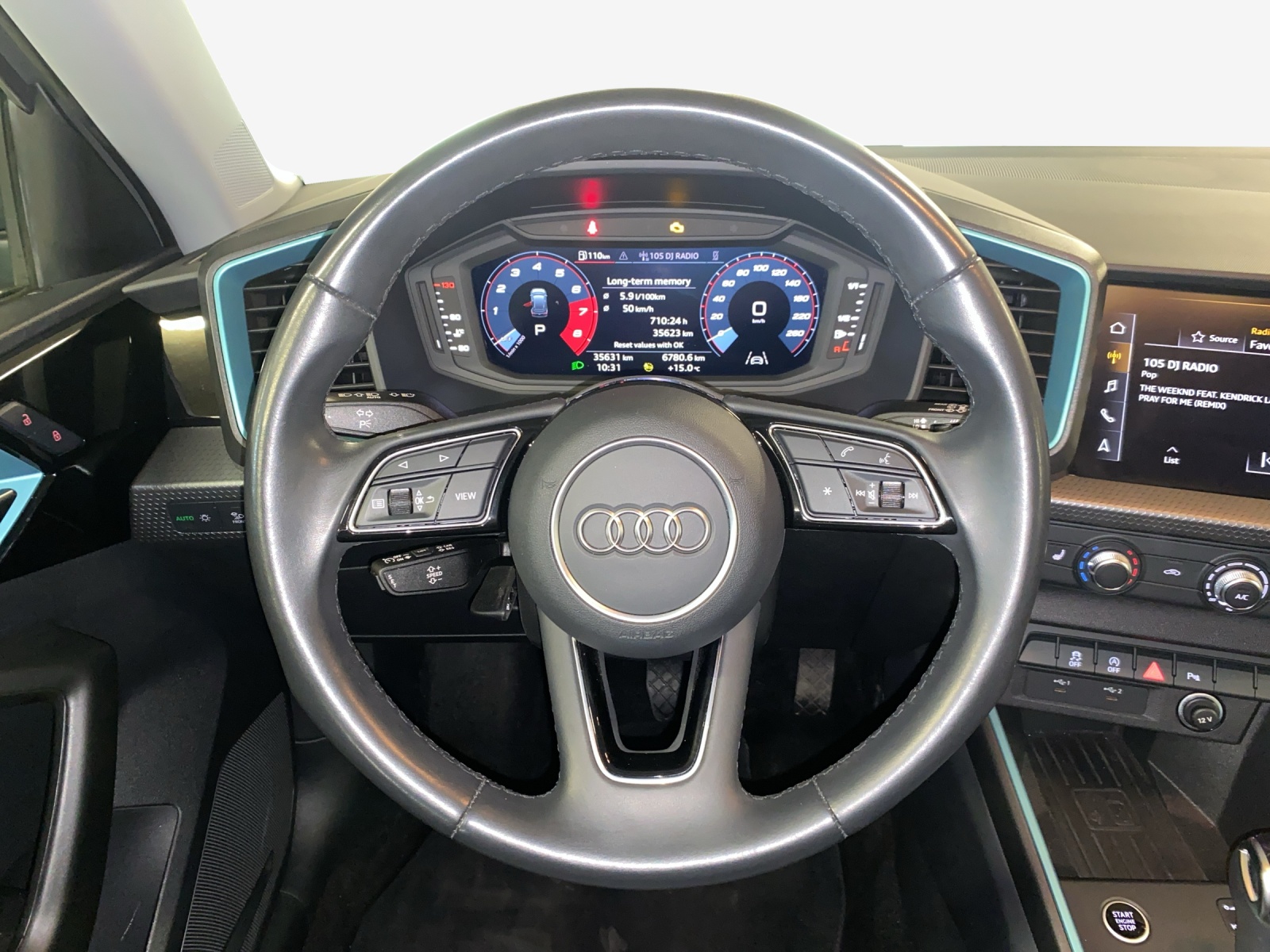 AUDI A1 allstreet 30 TFSI Attraction S-tronic-image-9