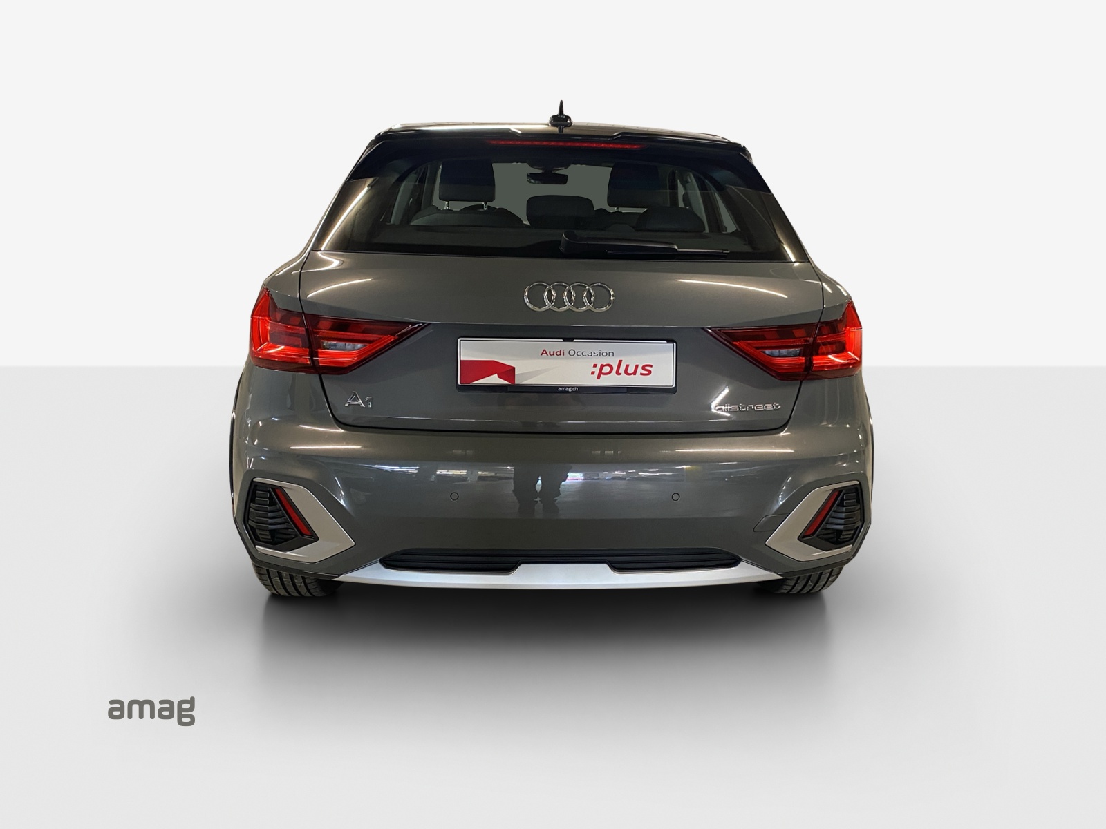 AUDI A1 allstreet 30 TFSI Attraction S-tronic-image-3