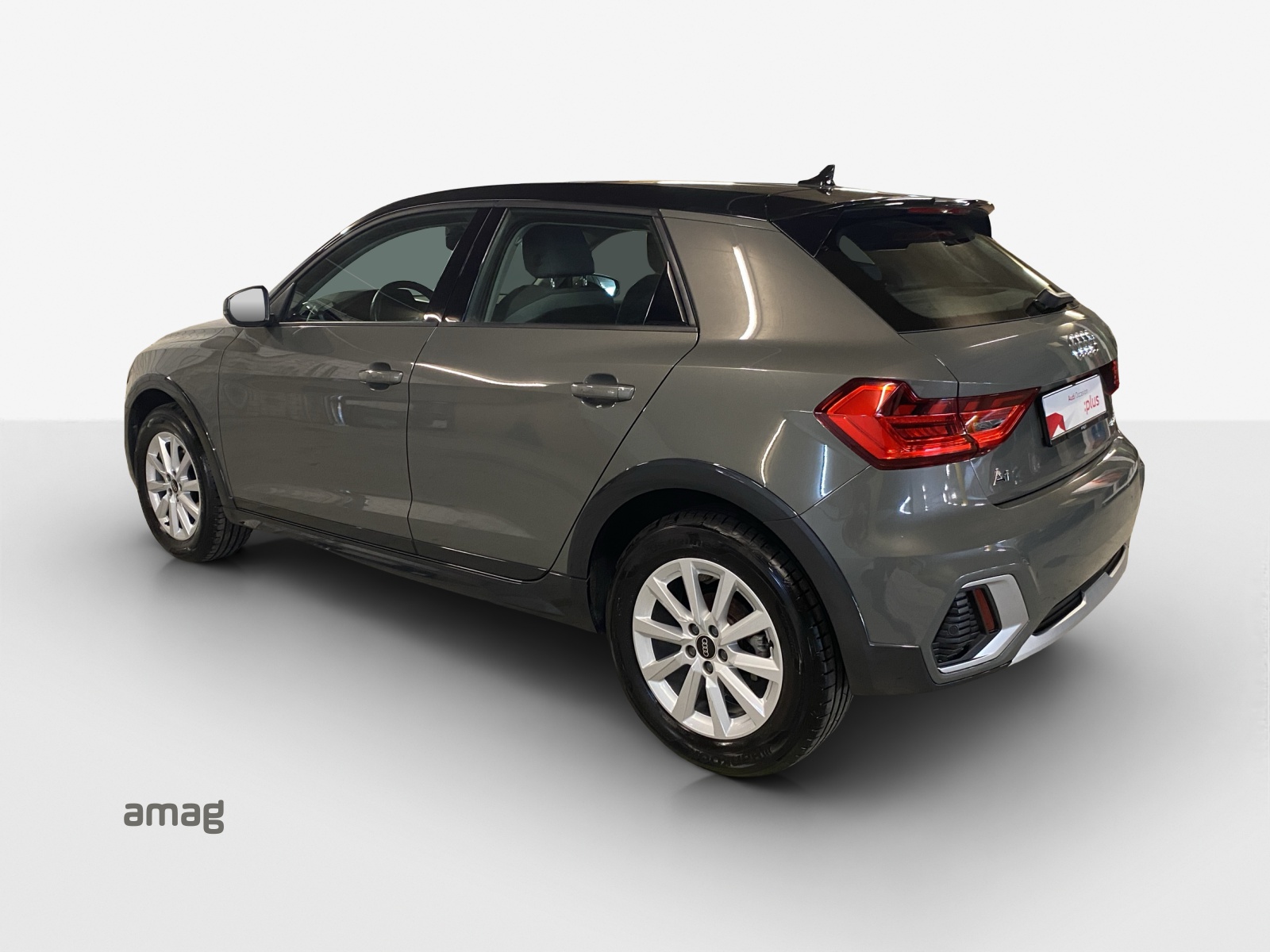 AUDI A1 allstreet 30 TFSI Attraction S-tronic-image-2