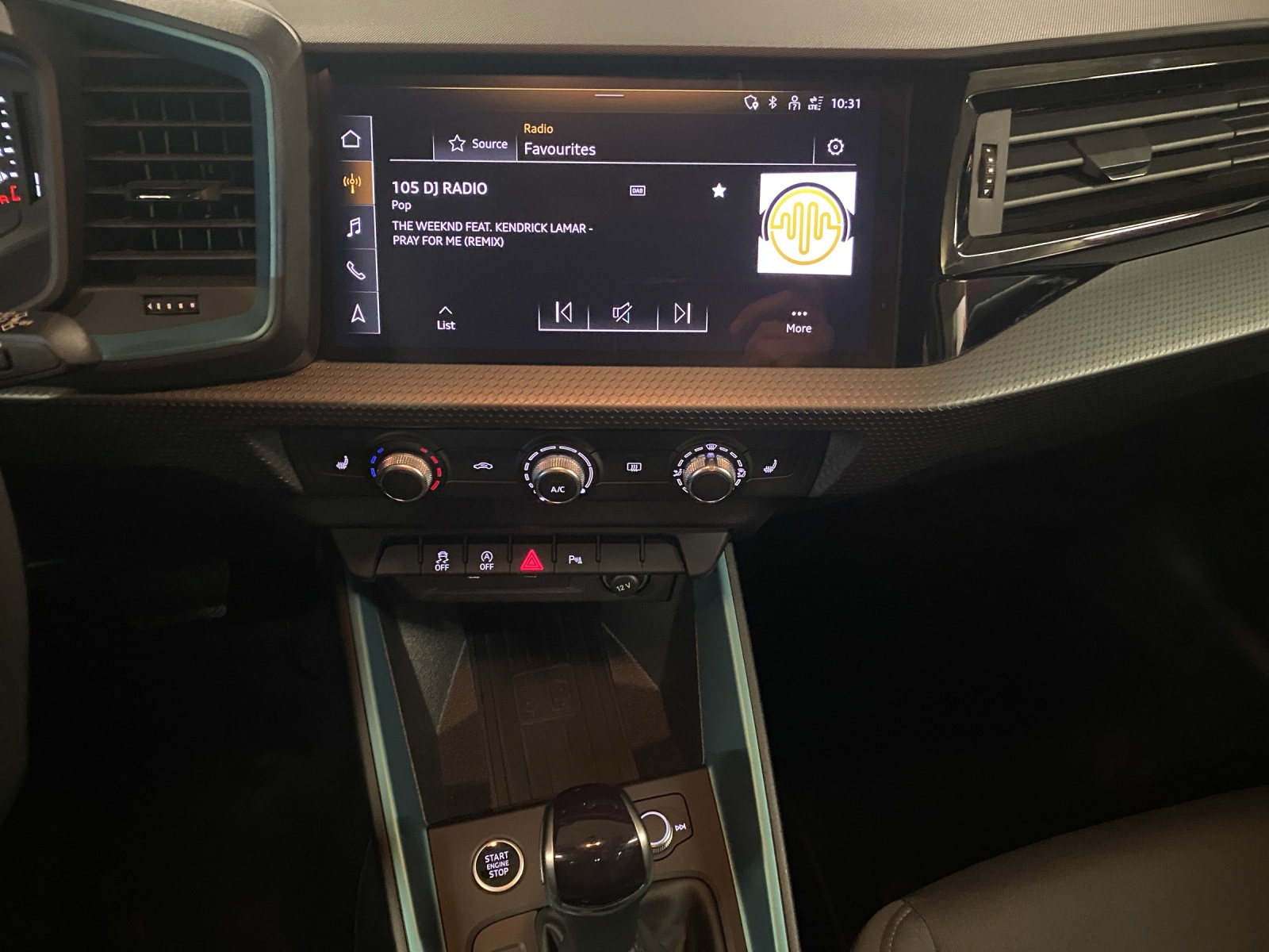 AUDI A1 allstreet 30 TFSI Attraction S-tronic-image-10