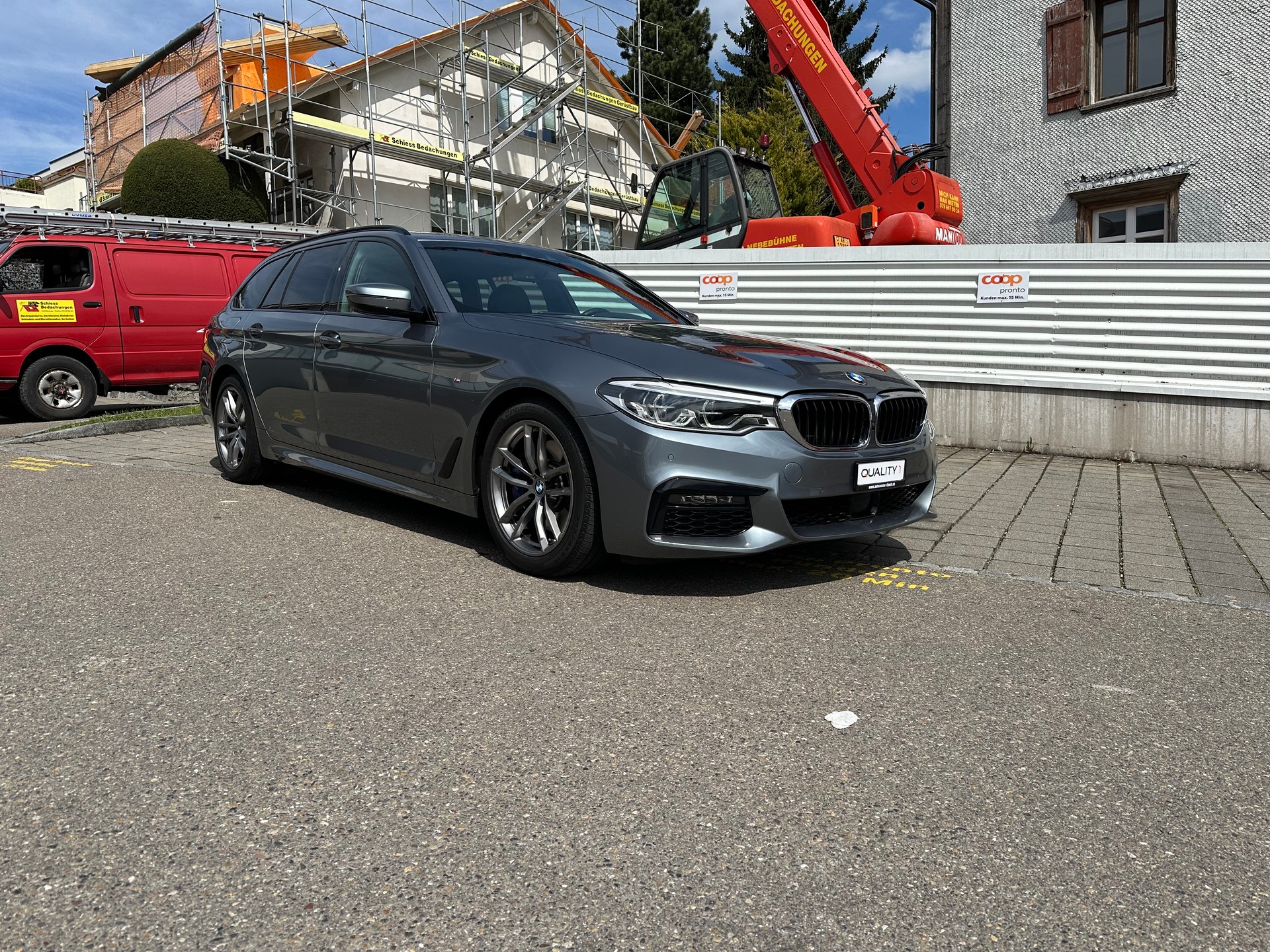 BMW 530i xDrive Touring Sport Line Steptronic-image-1