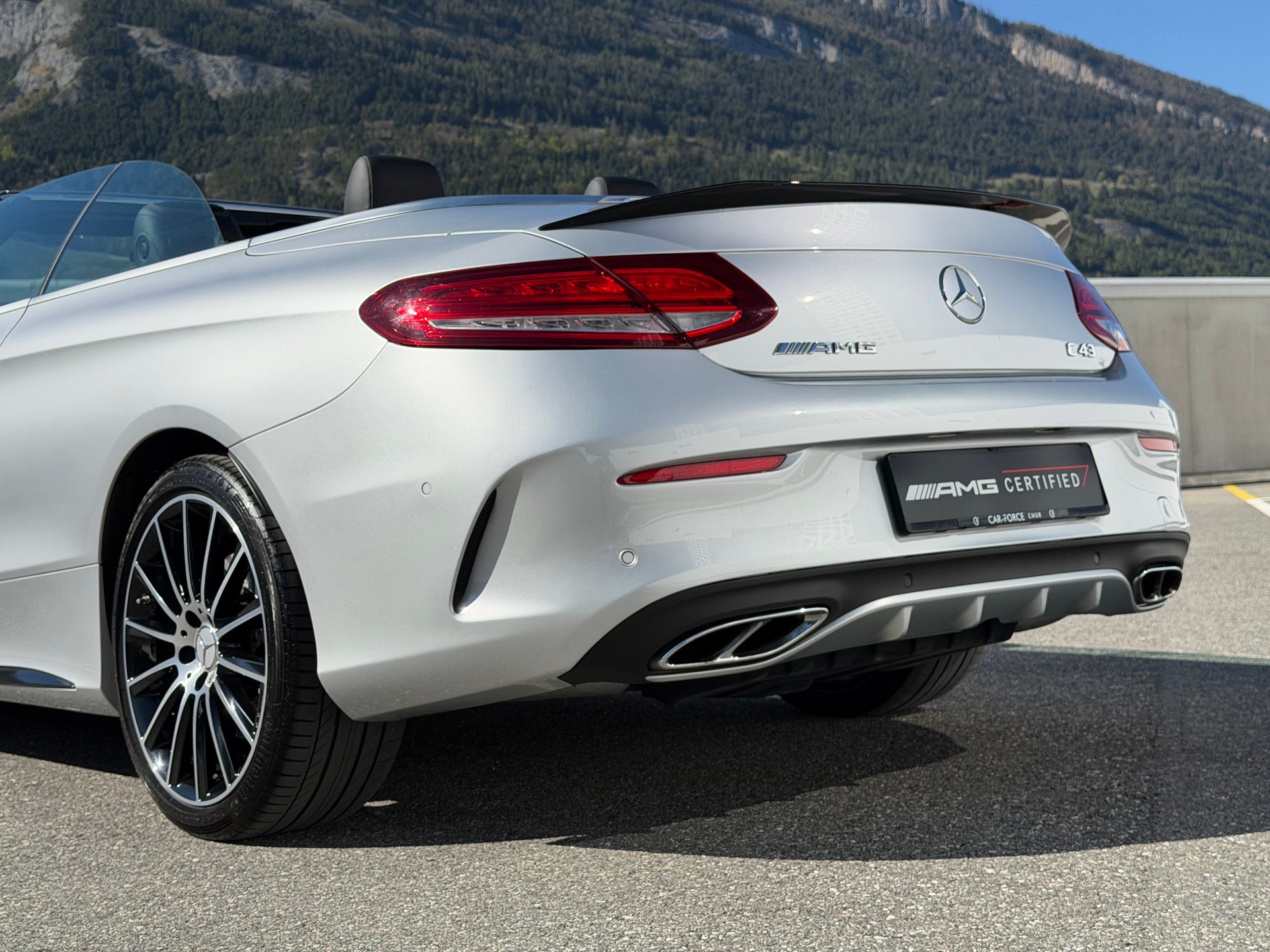 MERCEDES-BENZ C 43 Cabriolet AMG 4Matic 9G-Tronic-image-11