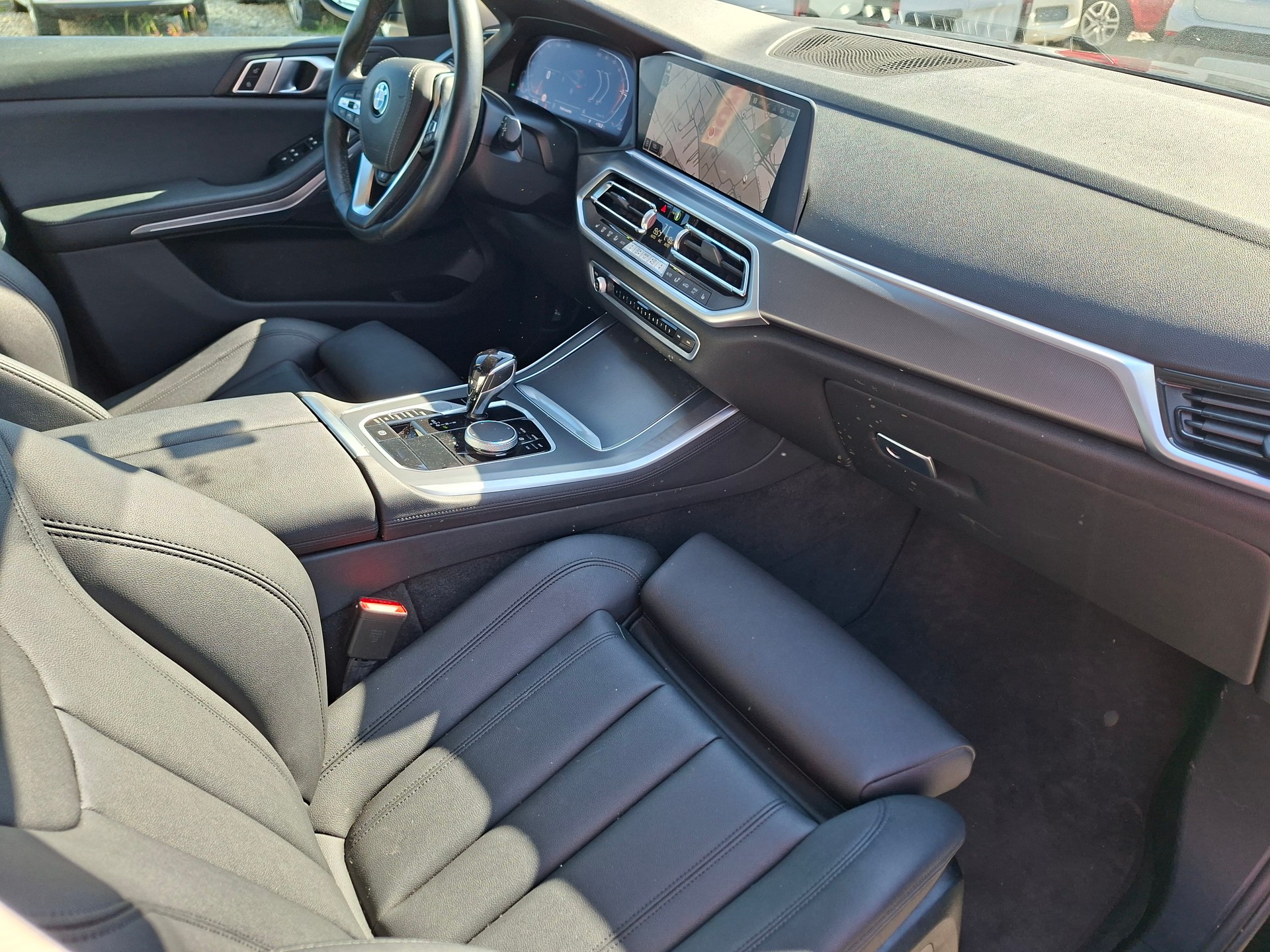 BMW X5 xDrive 48V 40i Steptronic-image-8