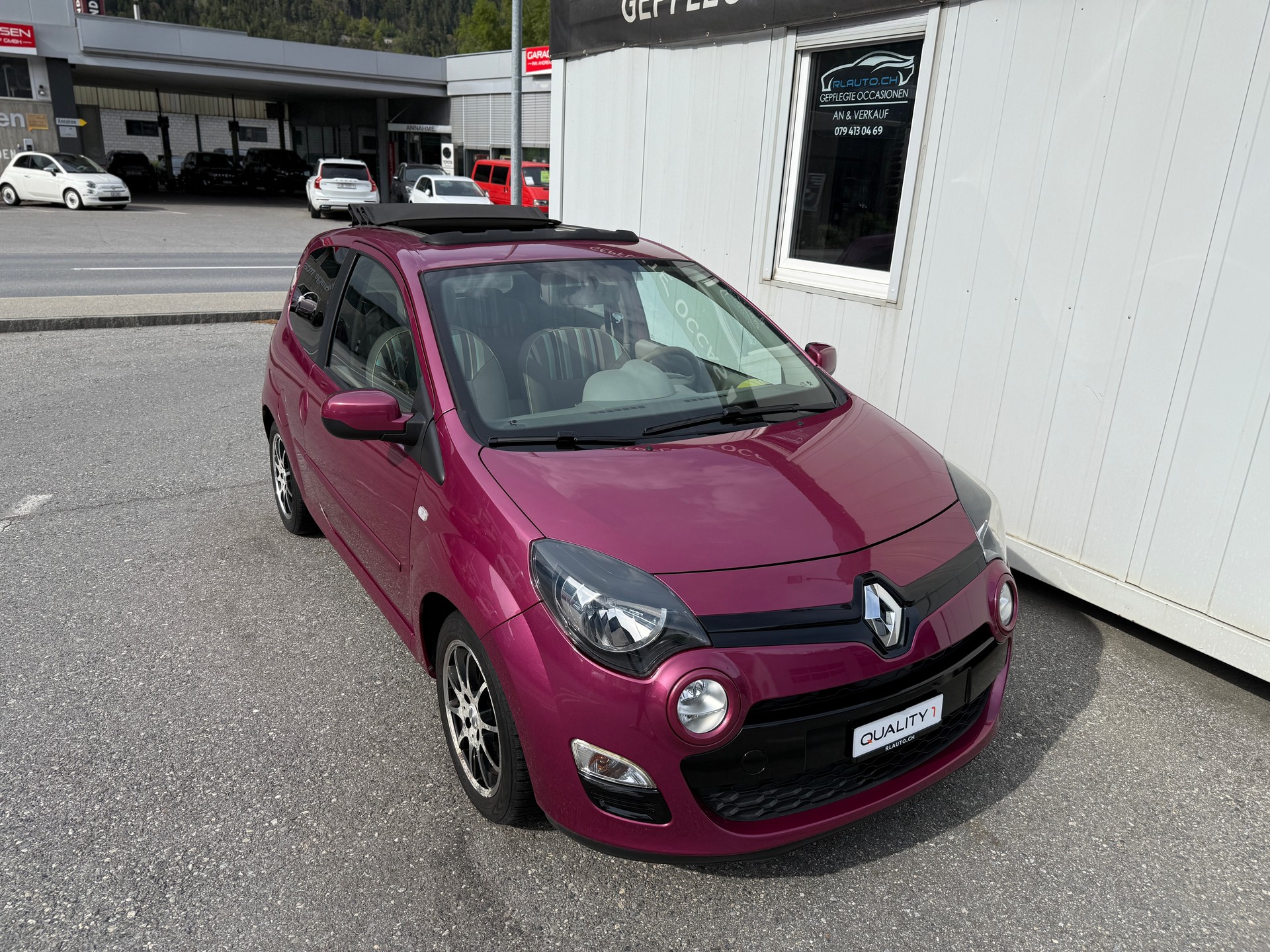 RENAULT Twingo 1.2 16V Liberty CABRIO DACH-showroom-element-1