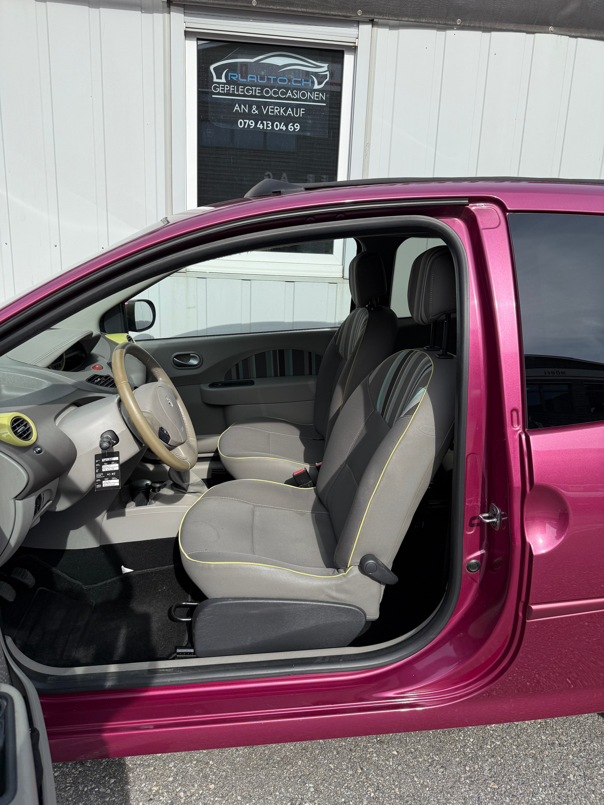 RENAULT Twingo 1.2 16V Liberty CABRIO DACH-image-16