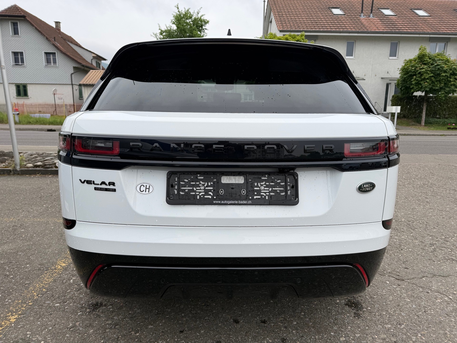 LAND ROVER Range Rover Velar R-Dynamic D 240 HSE Automatic-image-4