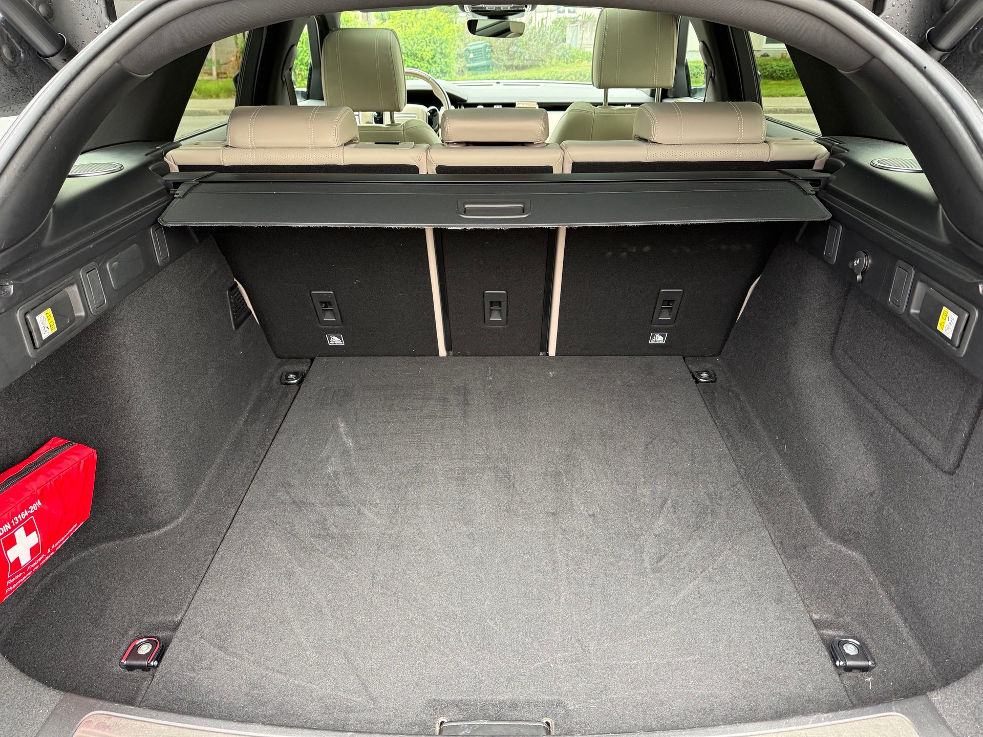 LAND ROVER Range Rover Velar R-Dynamic D 240 HSE Automatic-image-13