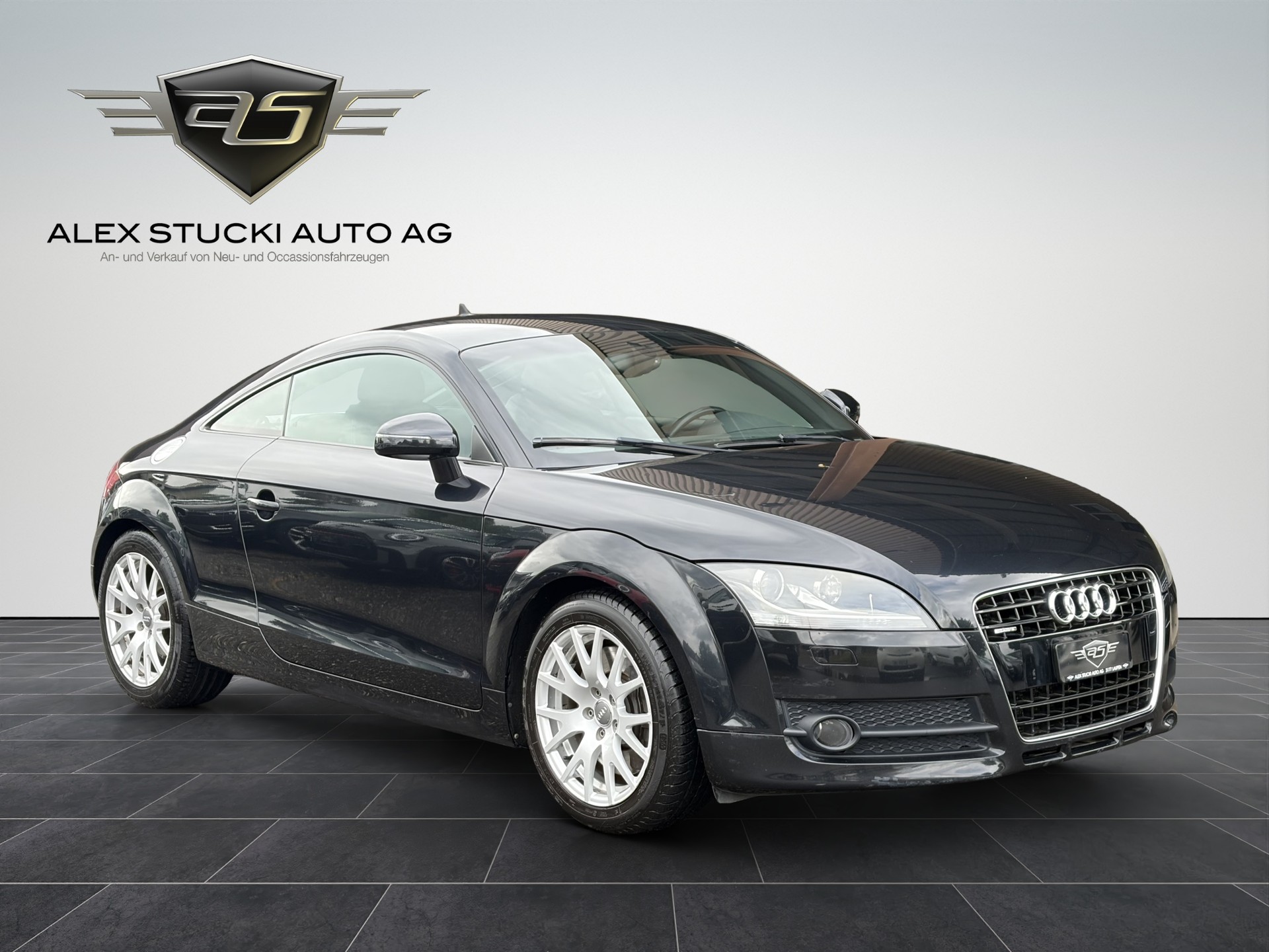 AUDI TT Coupé 3.2 quattro-image-0