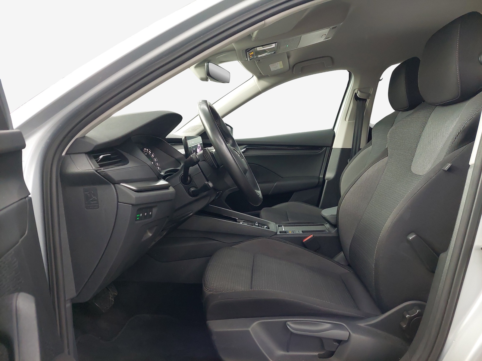 SKODA Octavia Combi 2.0 TSI Ambition DSG 4x4-image-7