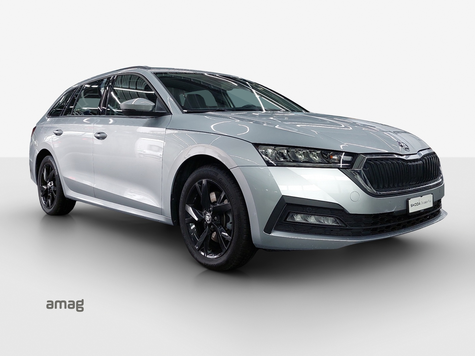 SKODA Octavia Combi 2.0 TSI Ambition DSG 4x4-image-5