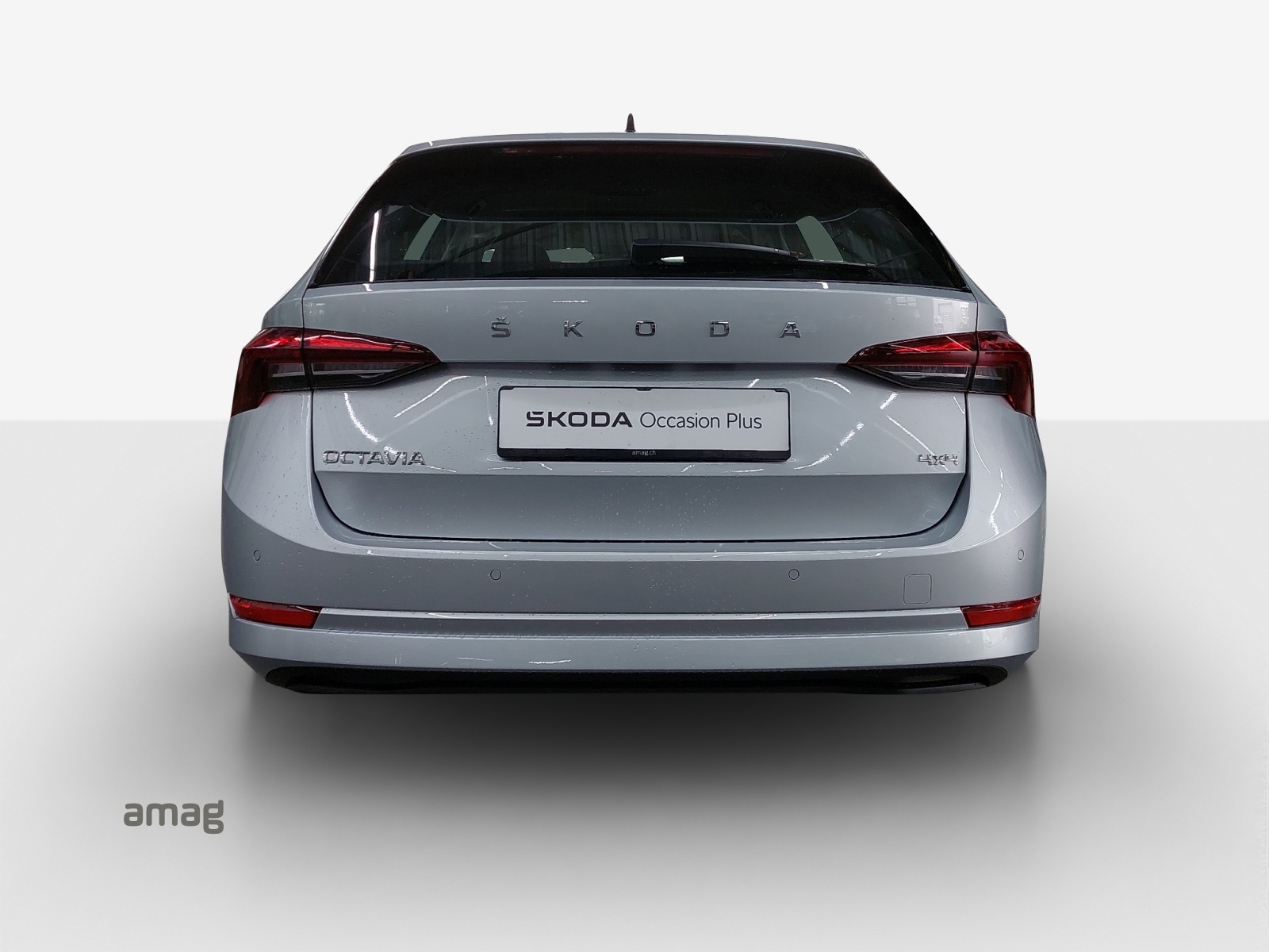 SKODA Octavia Combi 2.0 TSI Ambition DSG 4x4-image-3