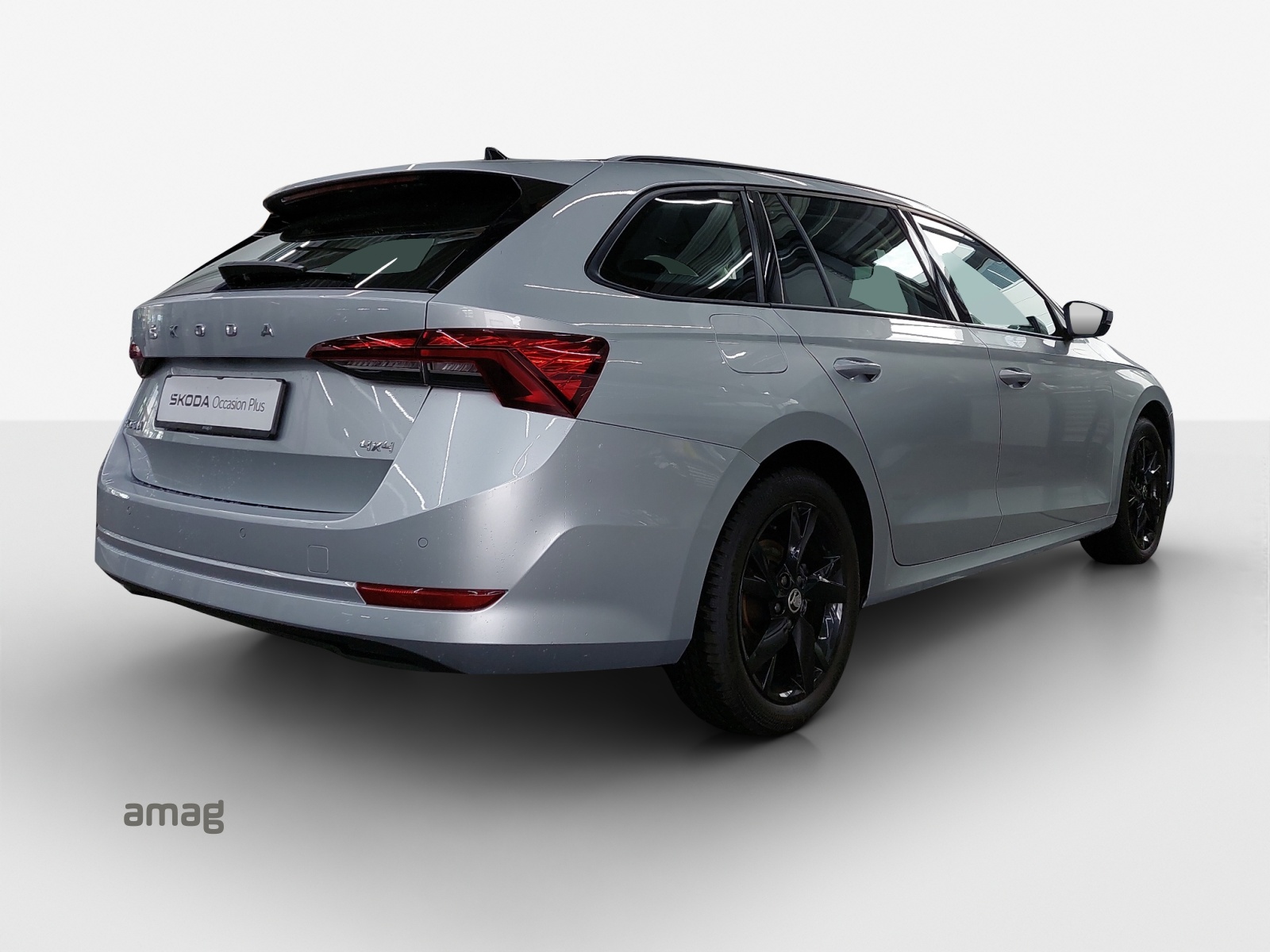 SKODA Octavia Combi 2.0 TSI Ambition DSG 4x4-image-4