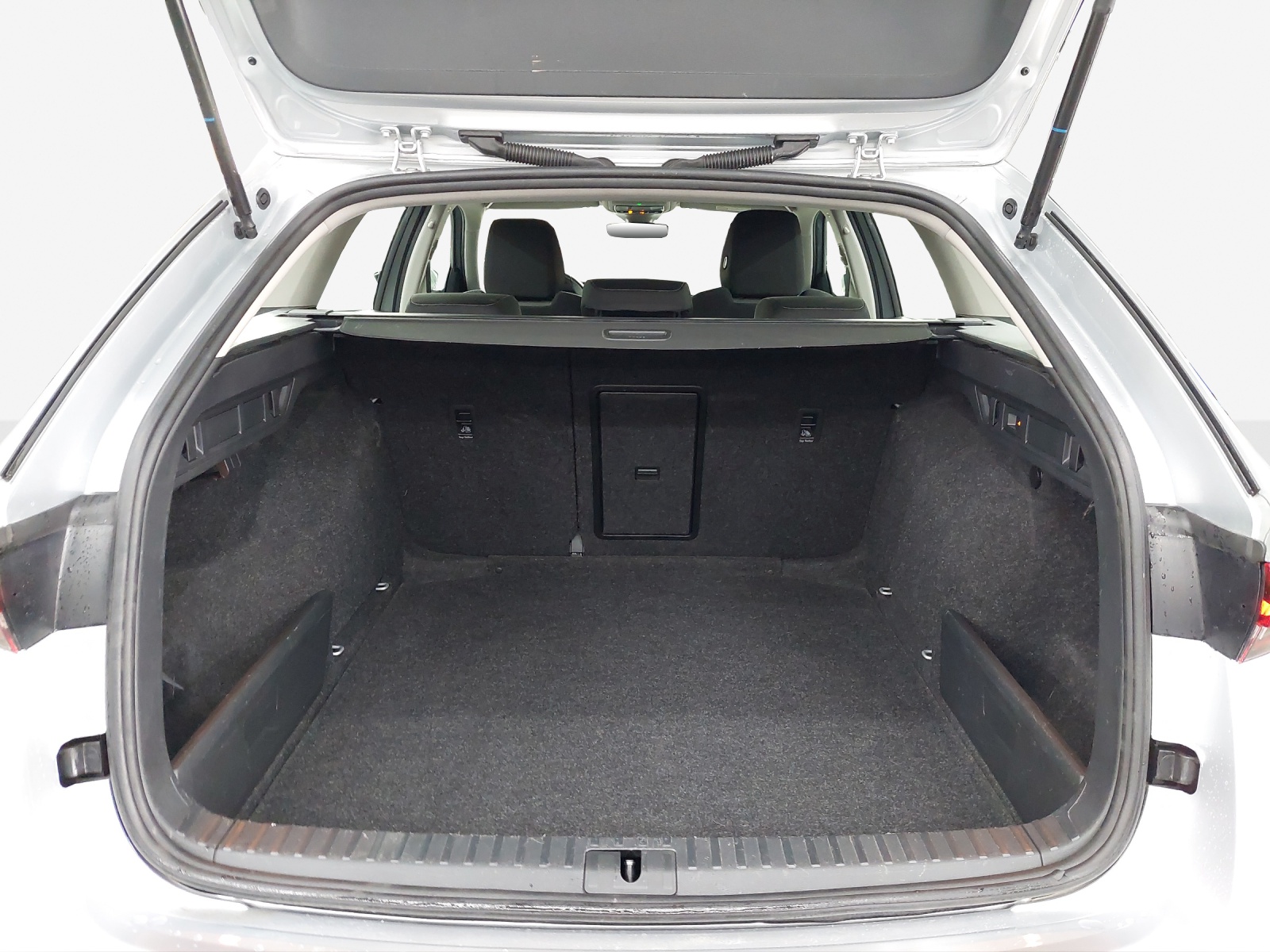 SKODA Octavia Combi 2.0 TSI Ambition DSG 4x4-image-12