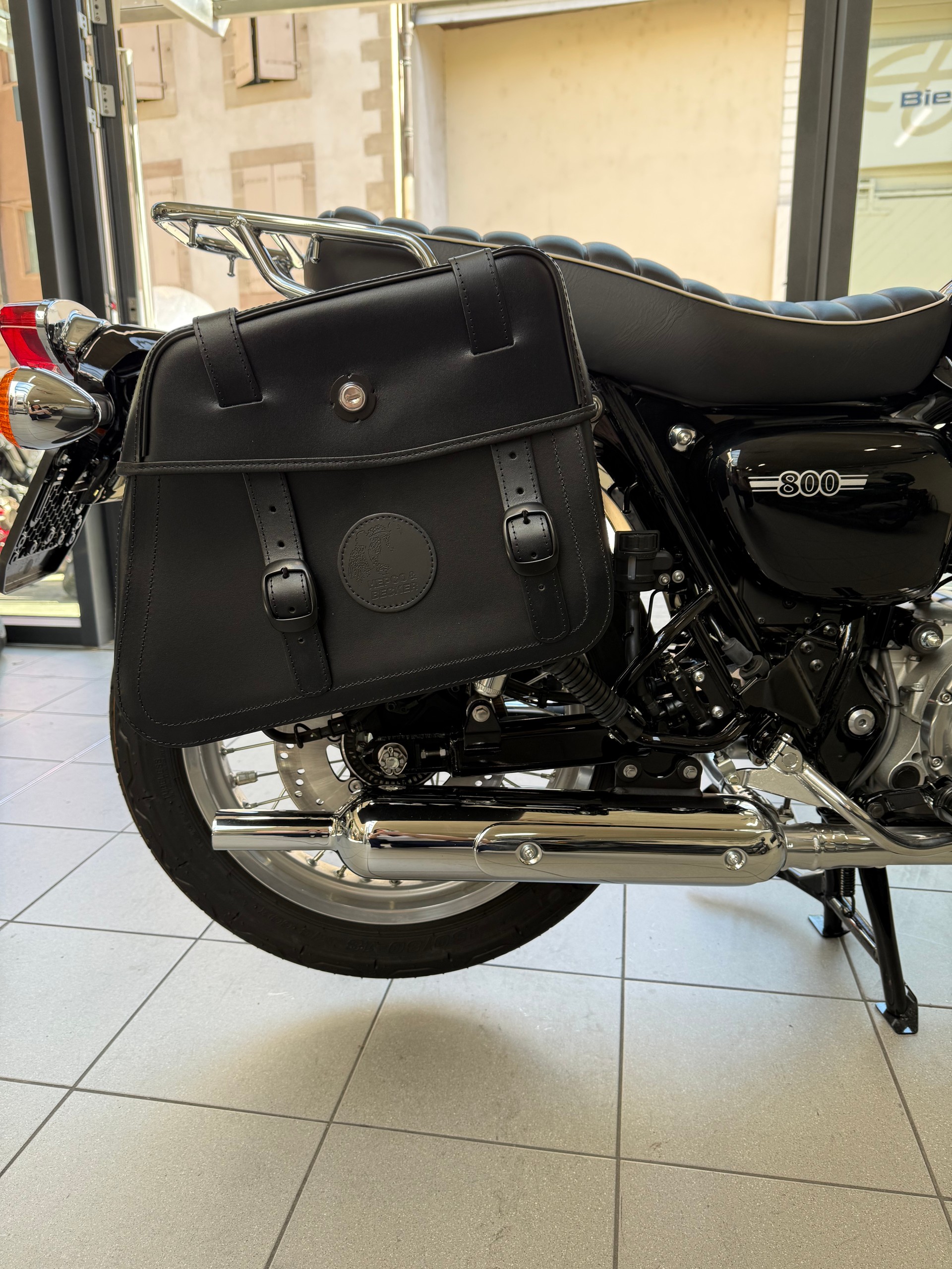 KAWASAKI W 800-image-4