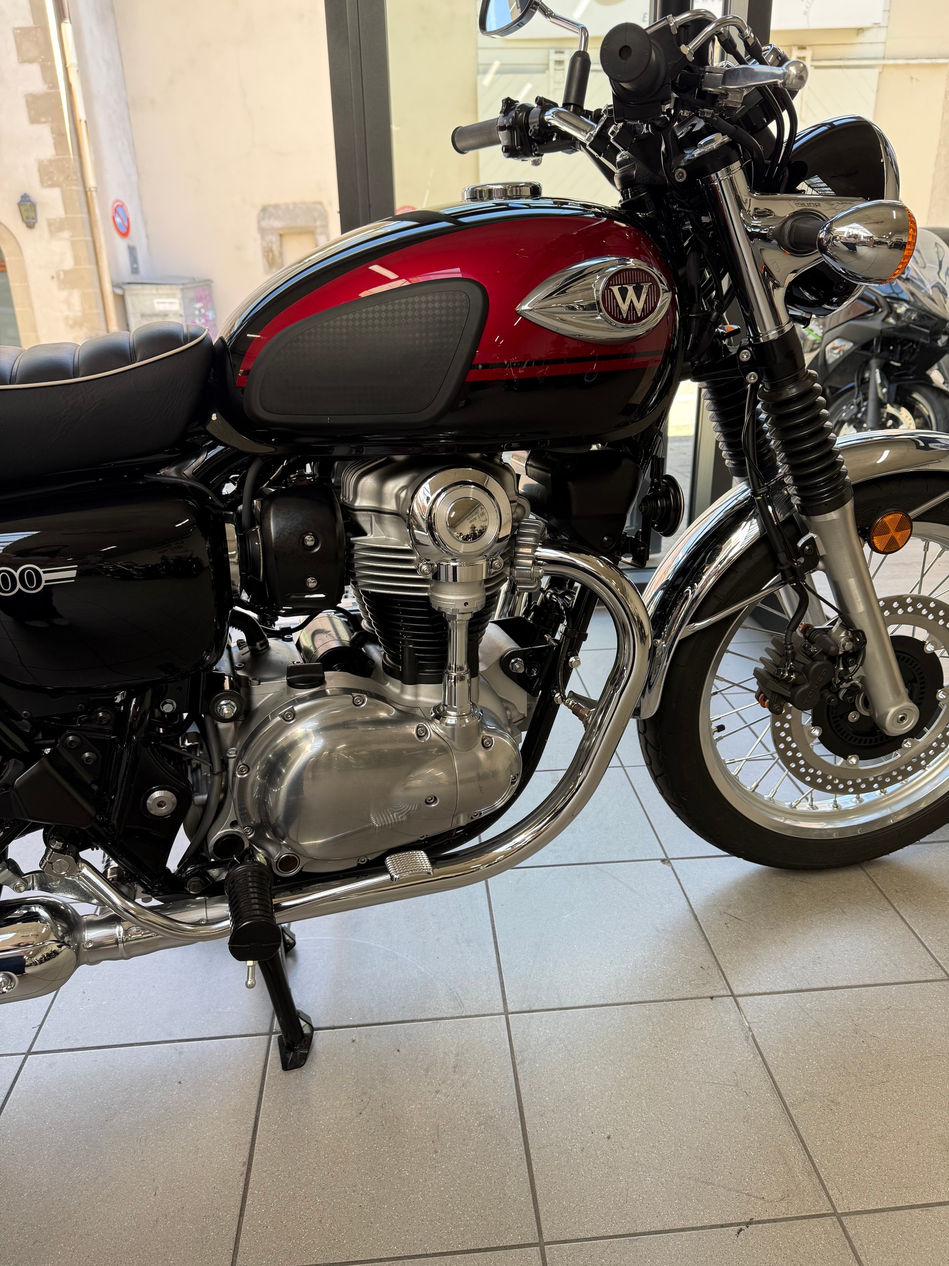 KAWASAKI W 800-image-6