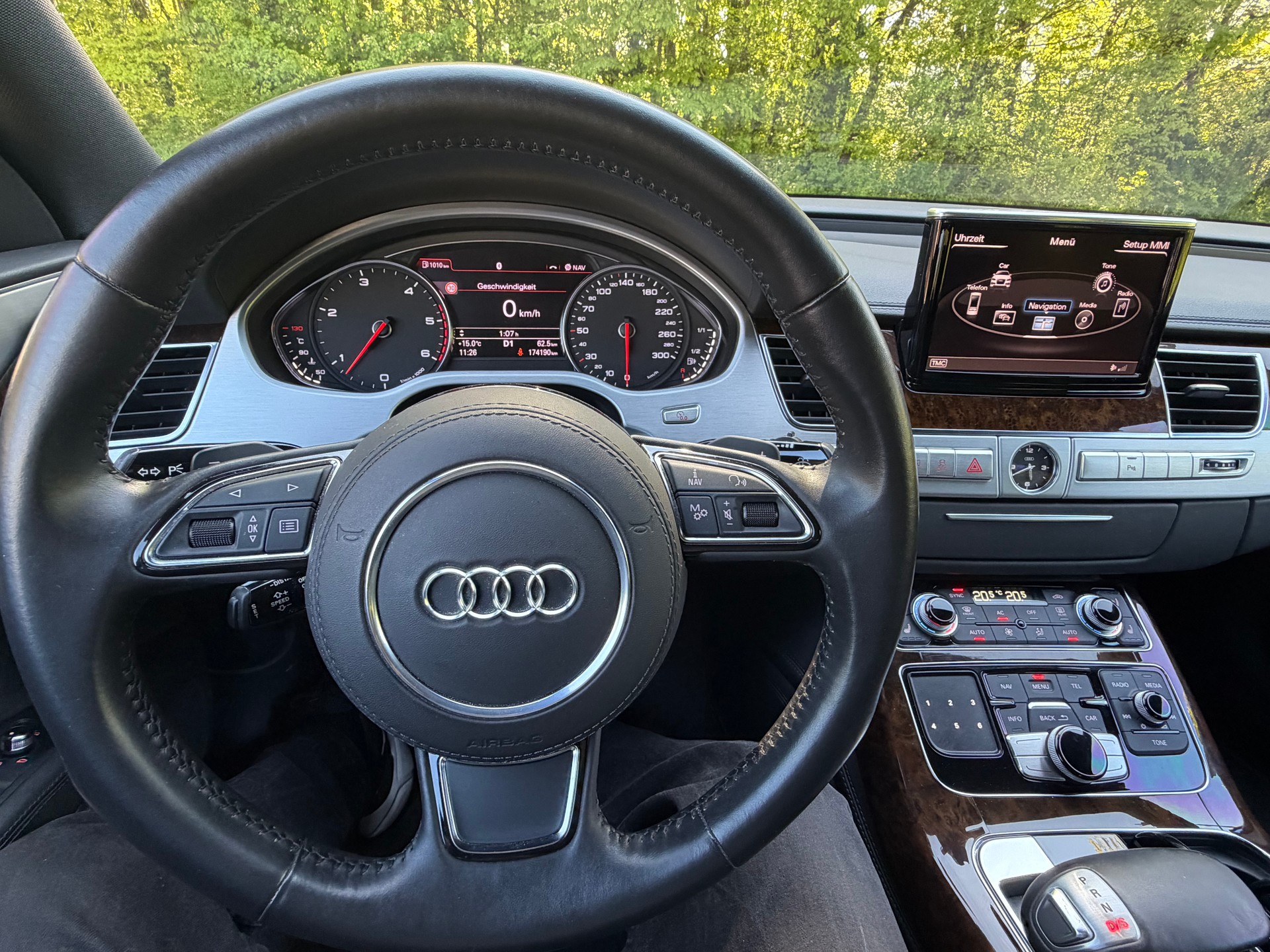 AUDI 4.2 V8 TDI quattro T-Tronic-image-2