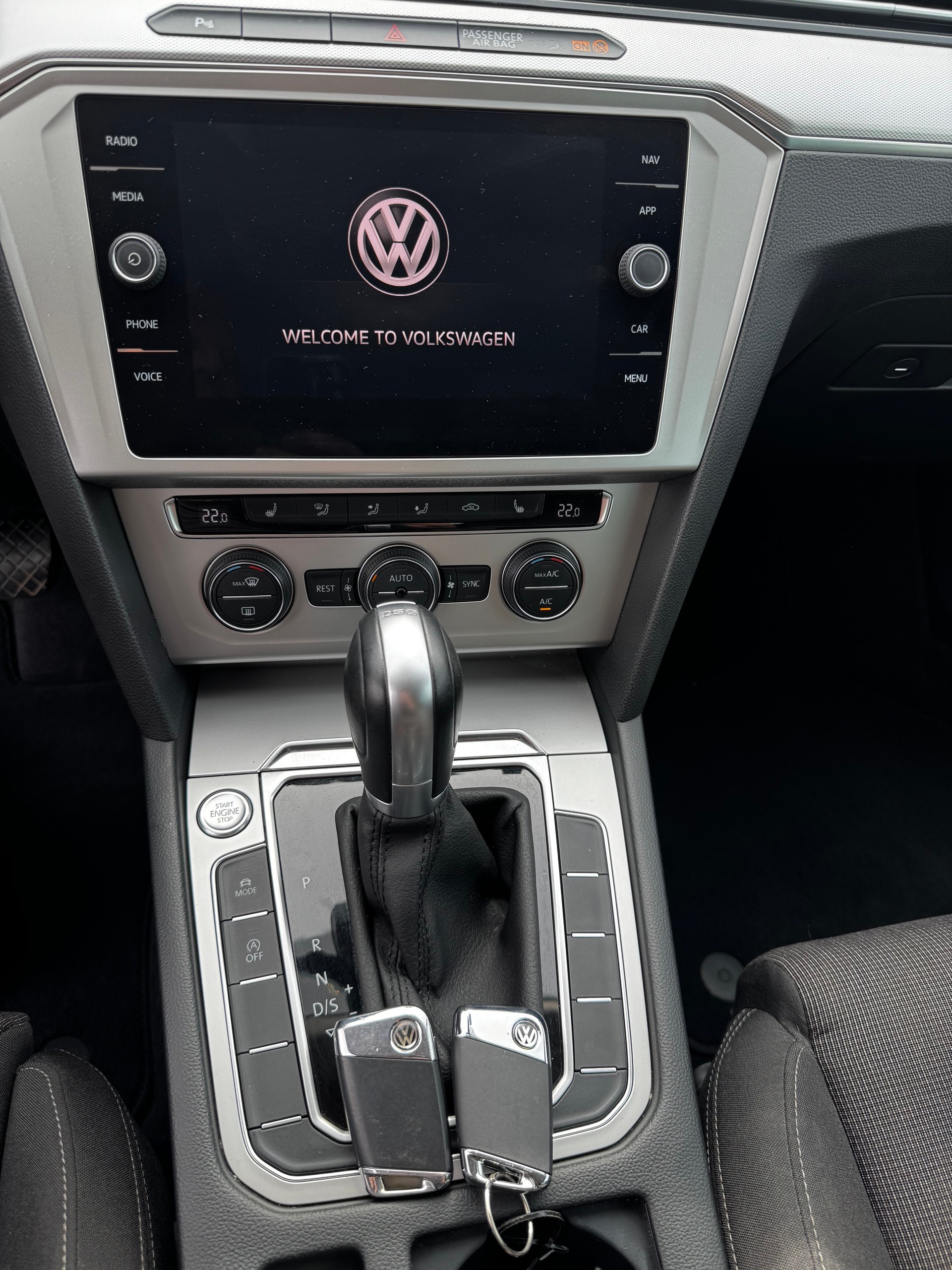 VW Passat Variant 2.0 TDI BMT Comfortline DSG-image-11