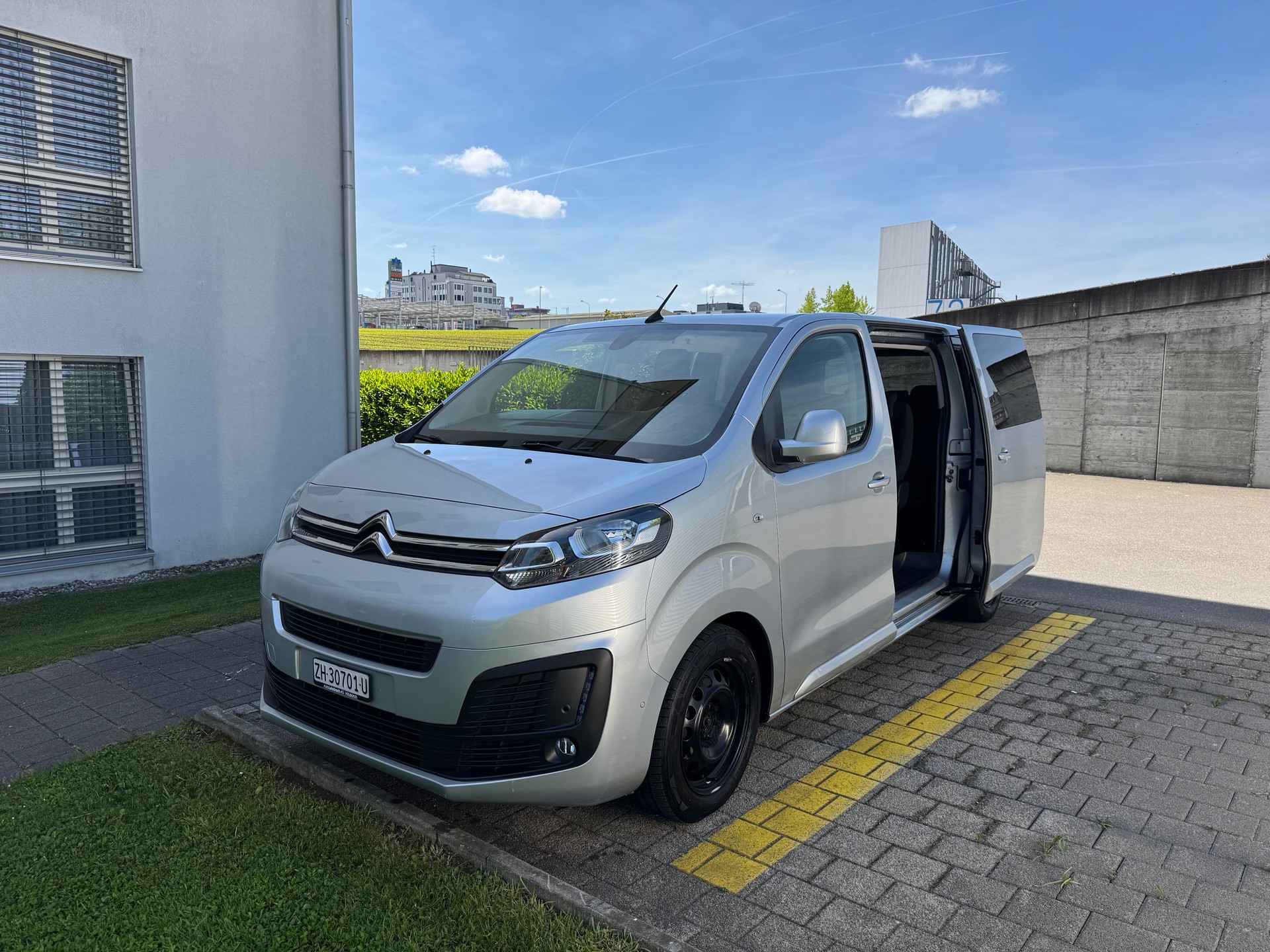 CITROEN Spacetourer 2.0 BlueHDi Business Lounge M EAT (9) Platz