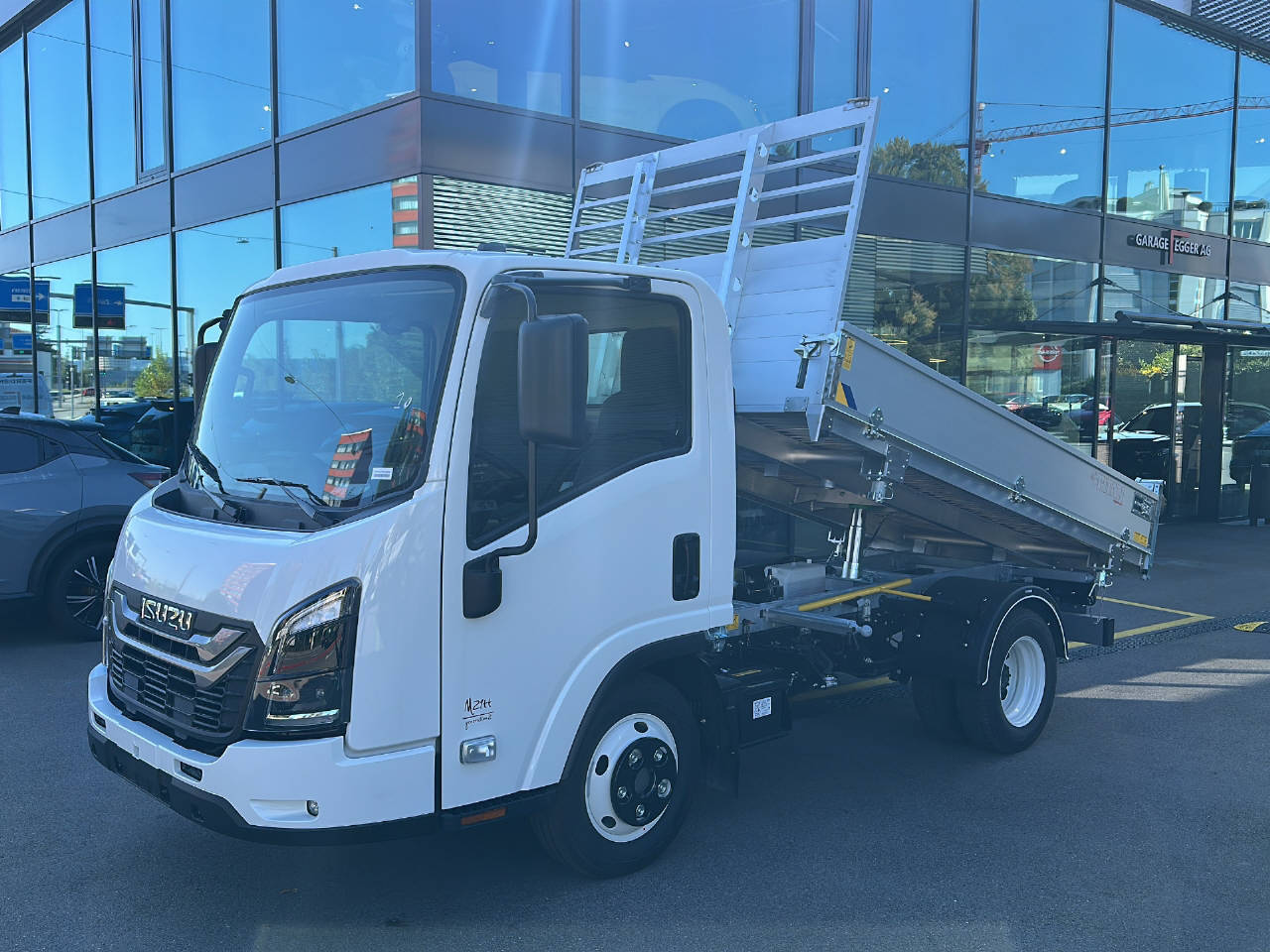 ISUZU M21 E DR 1.9 Ddi TT Kipper Generation 3-image-3