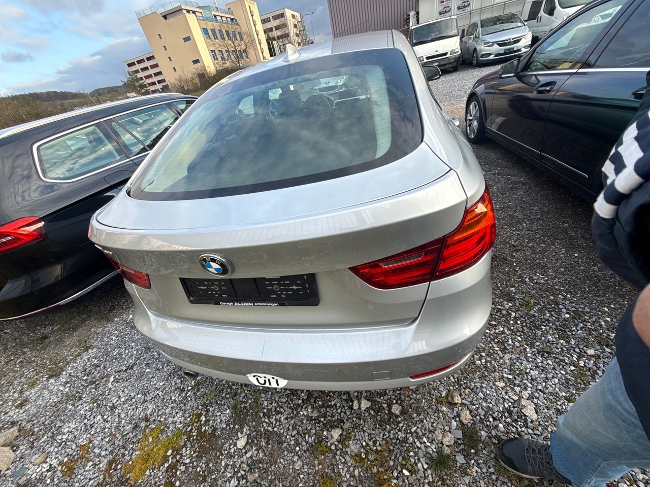 BMW 318d GT Modern Line Steptronic-image-4