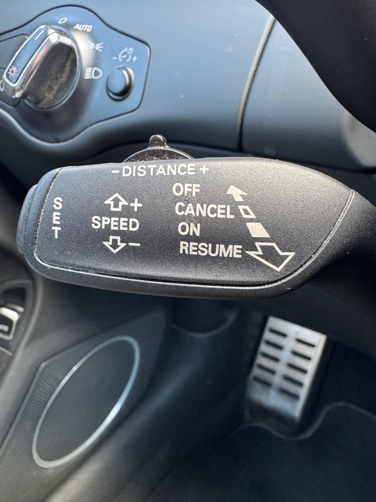 AUDI RS4 Avant 4.2 FSI V8 quattro S-tronic-image-15
