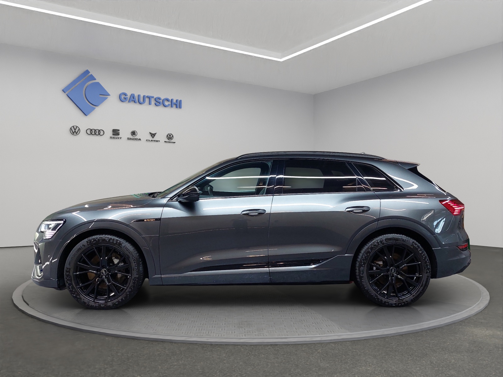 AUDI e-tron 55 S Line Black Edition quattro-image-1
