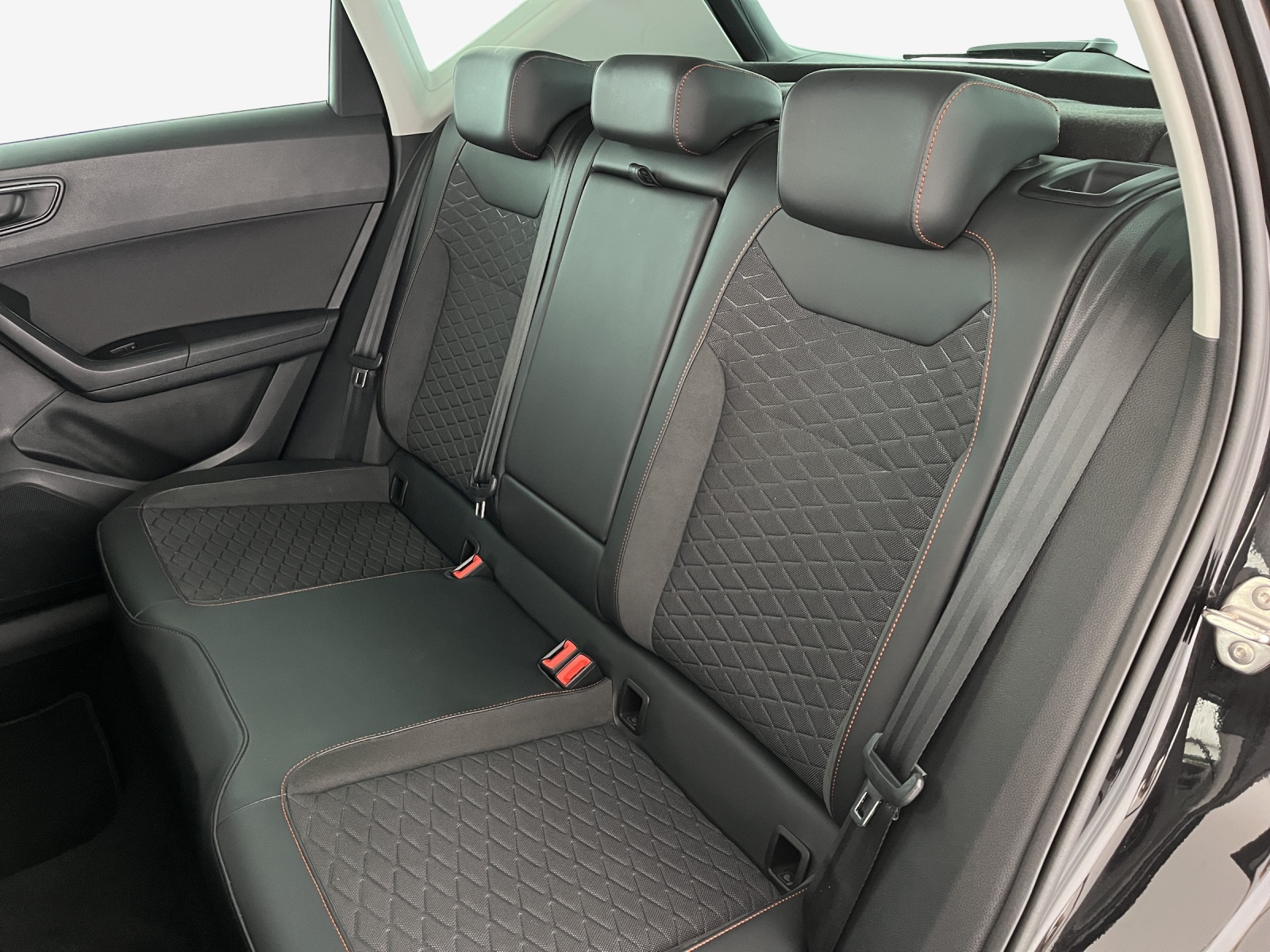 SEAT Ateca 1.5 TSI EVO DSG FR-image-11