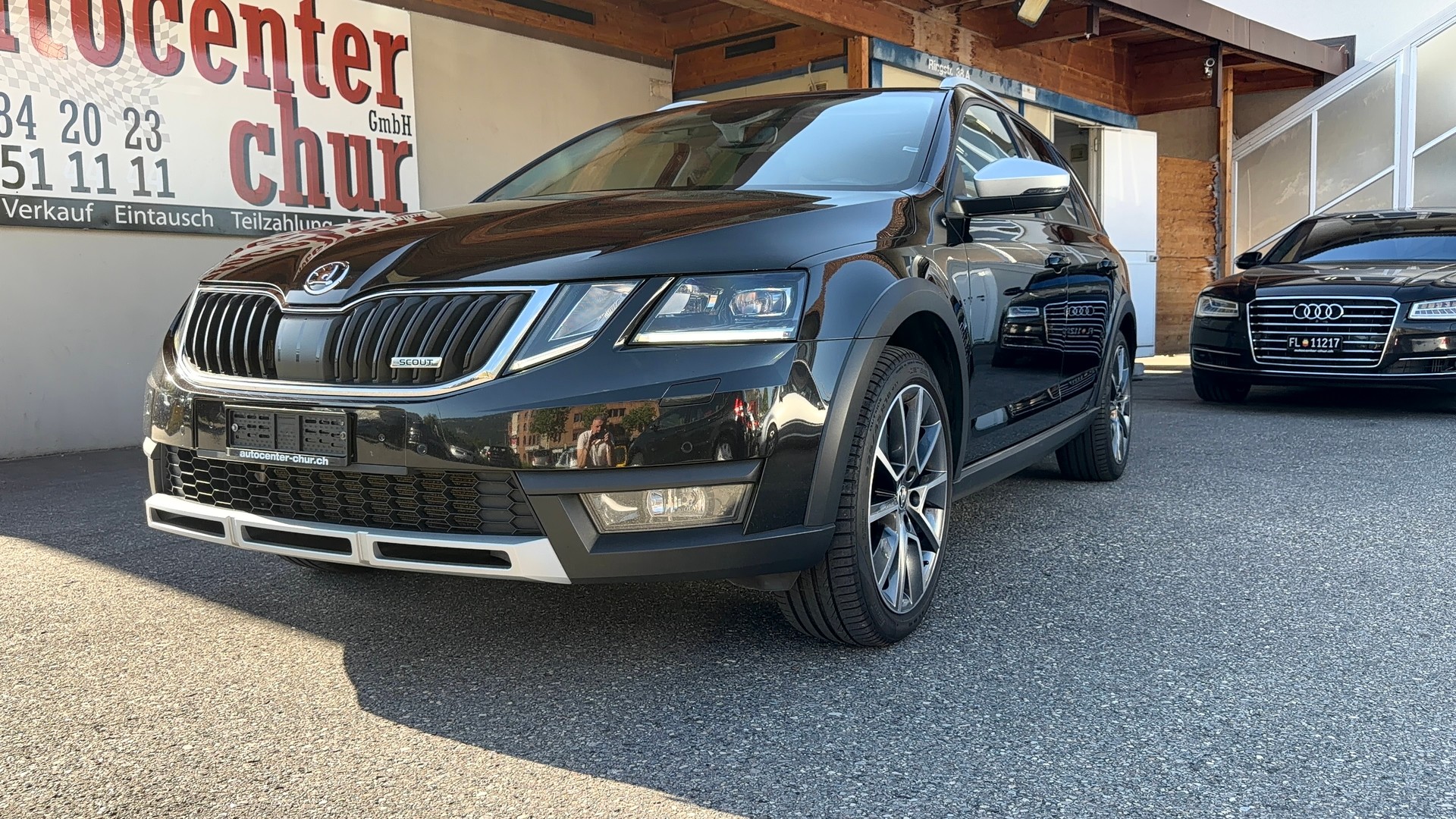 SKODA Octavia Combi 2.0 TSI Scout 4x4 DSG