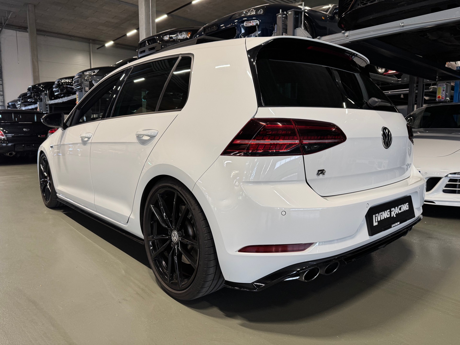 VW Golf 2.0 TSI R 4Motion DSG *ABT 370*-image-2