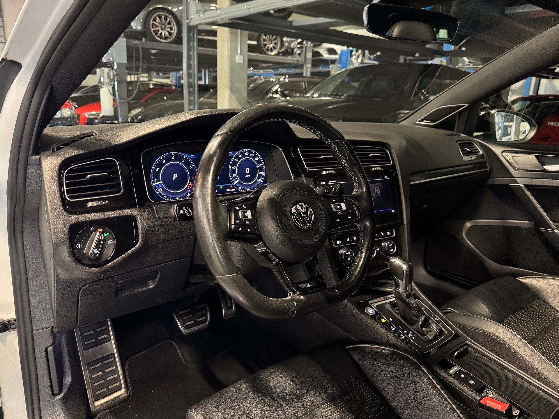 VW Golf 2.0 TSI R 4Motion DSG *ABT 370*-image-7