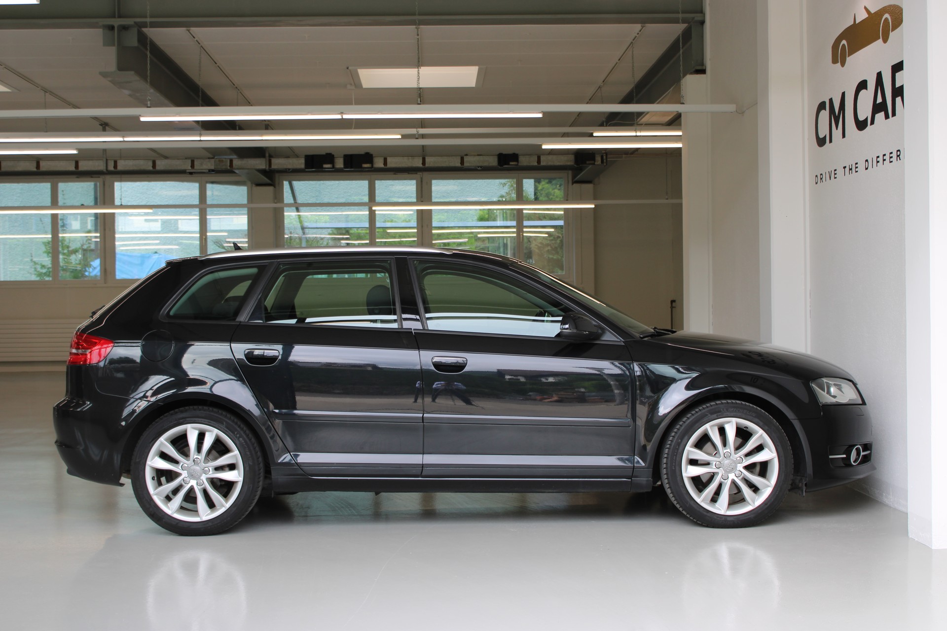AUDI A3 Sportback 1.4 TFSI Ambition S-tronic-image-6