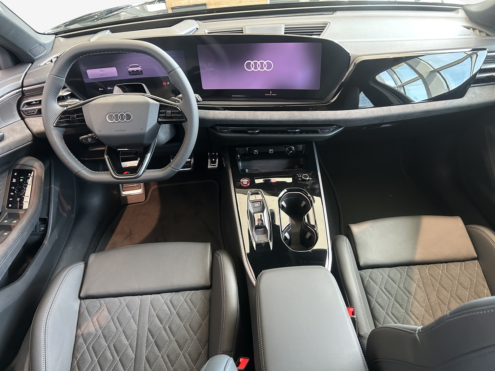 AUDI A5 Avant e-hybrid quattro 270 kW S tronic-image-8