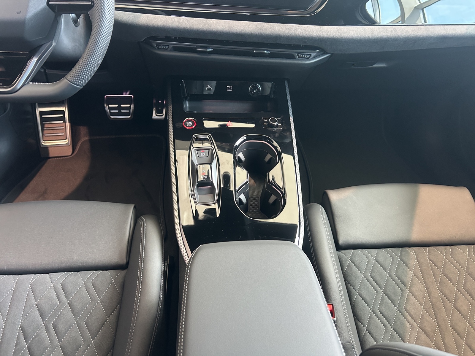 AUDI A5 Avant e-hybrid quattro 270 kW S tronic-image-10