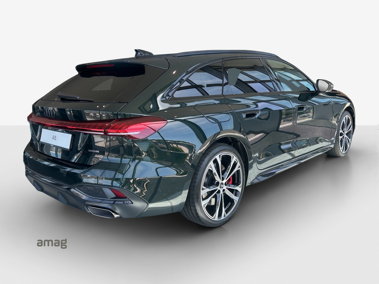 AUDI A5 Avant e-hybrid quattro 270 kW S tronic-image-4