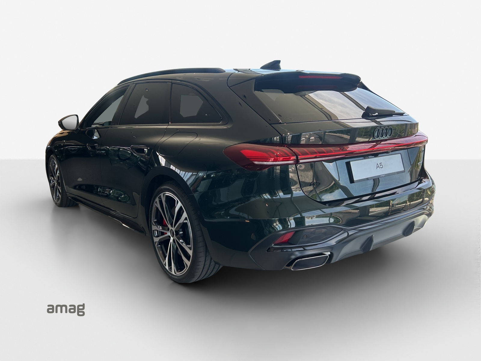 AUDI A5 Avant e-hybrid quattro 270 kW S tronic-image-2