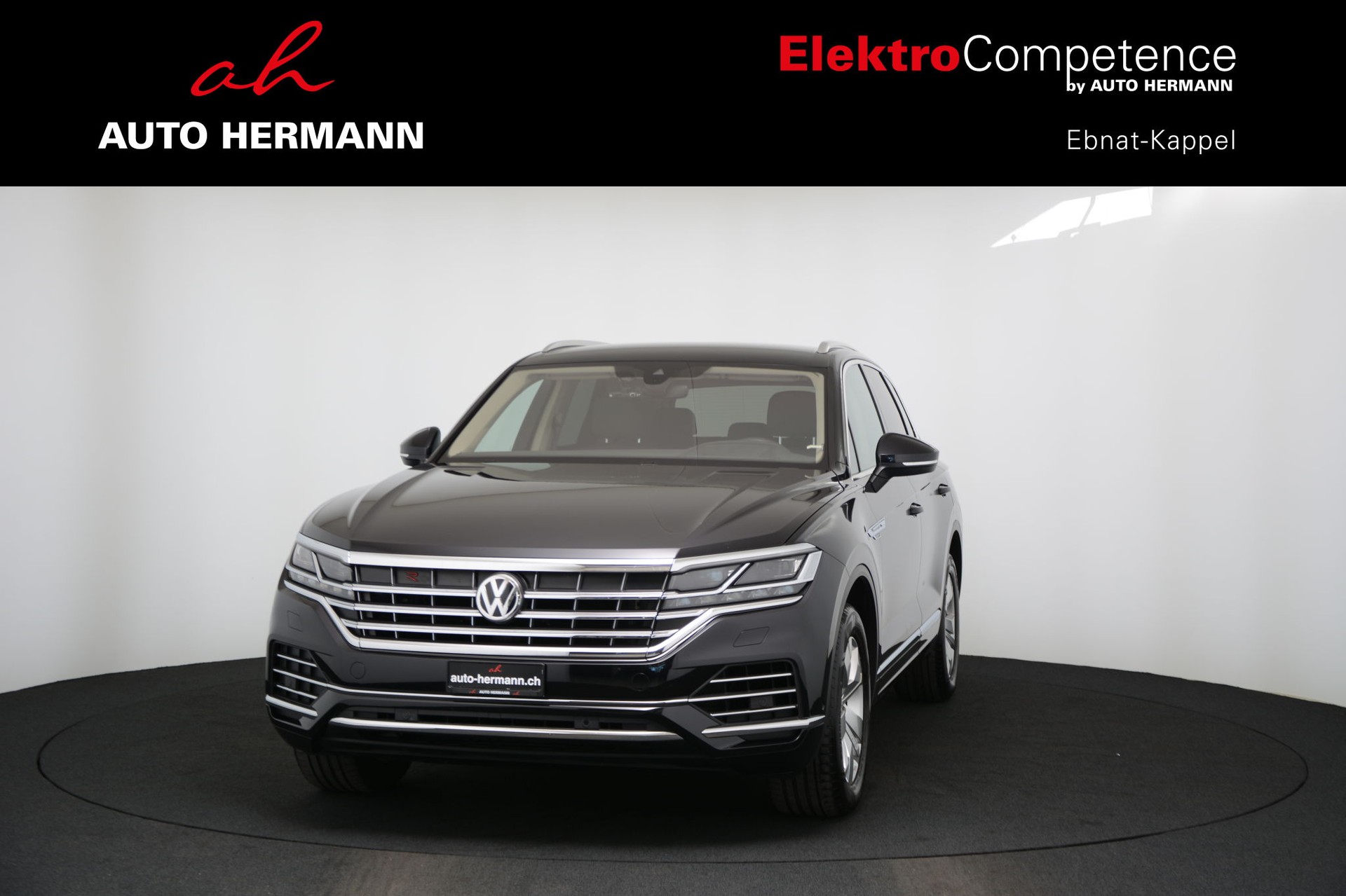 VW Touareg 3.0 TDI Atmosphere Tiptronic-image-1