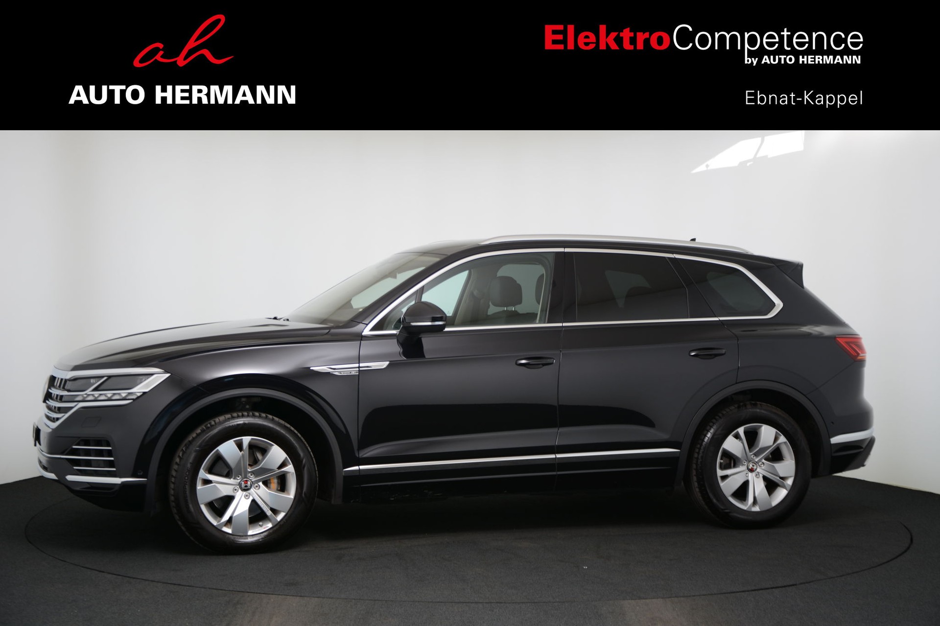VW Touareg 3.0 TDI Atmosphere Tiptronic-image-2