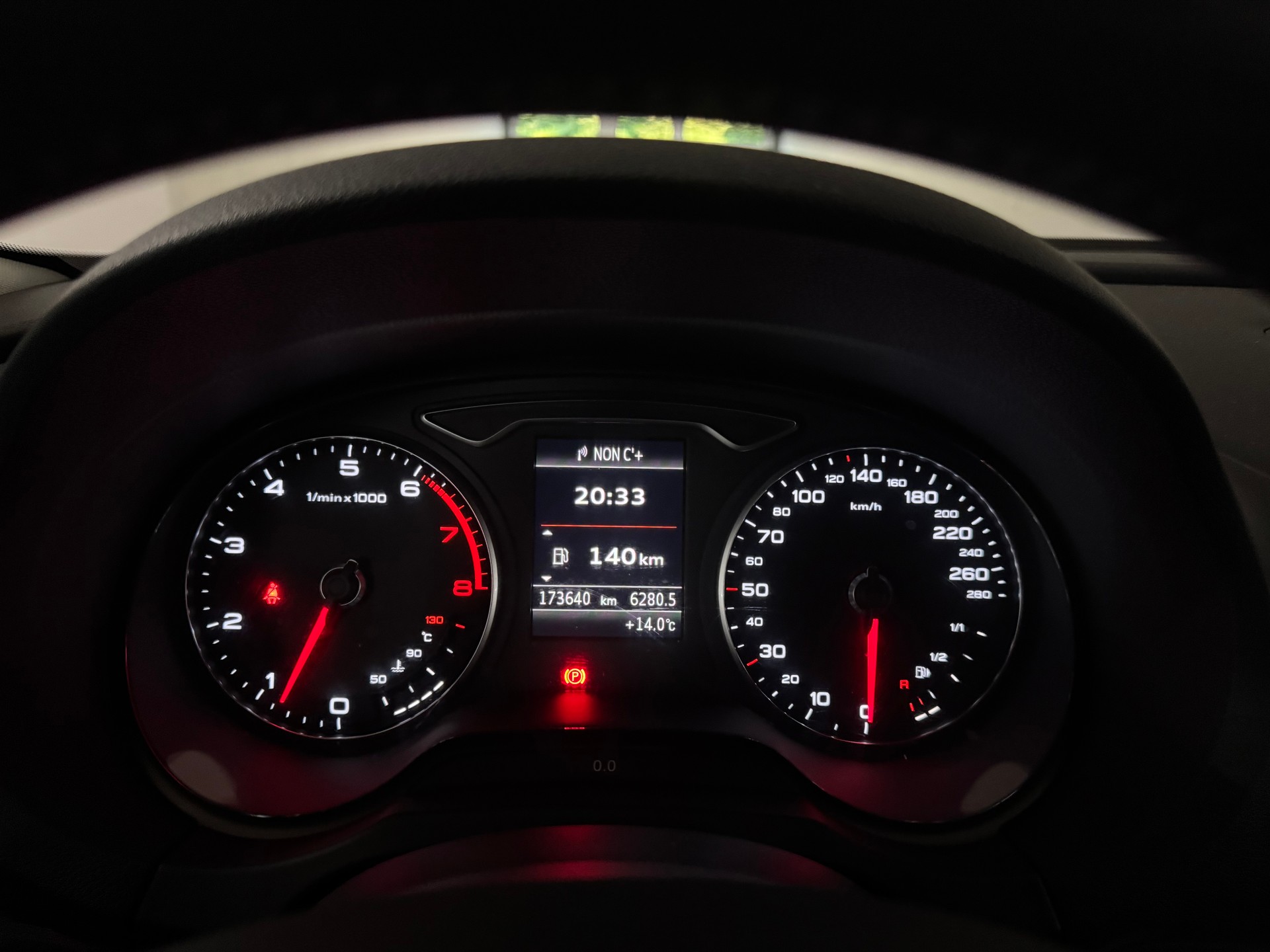 AUDI A3 1.4 TFSI Attraction 2-Hand-image-15