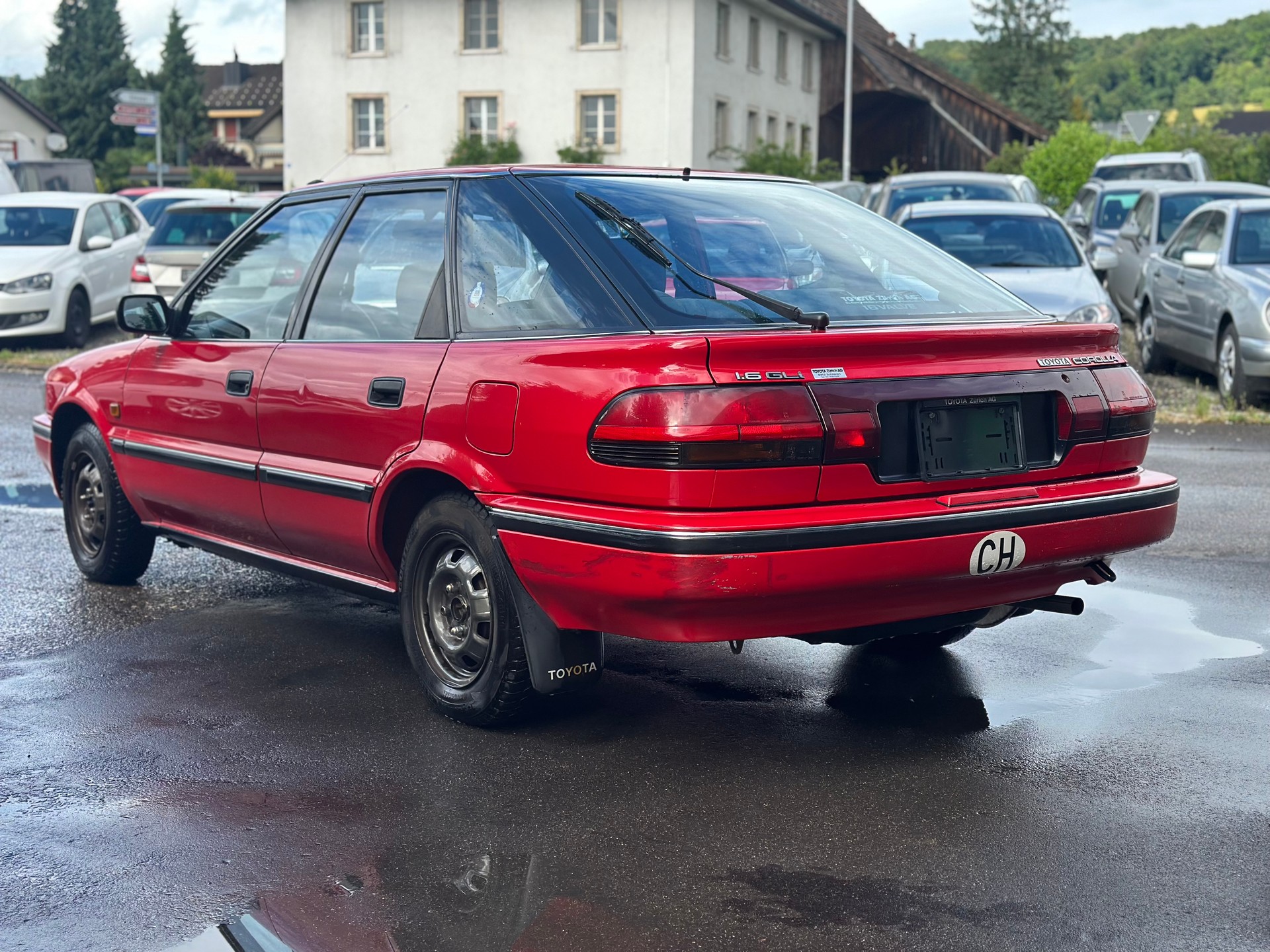 TOYOTA Corolla 1.6 GLi Liftback-image-7