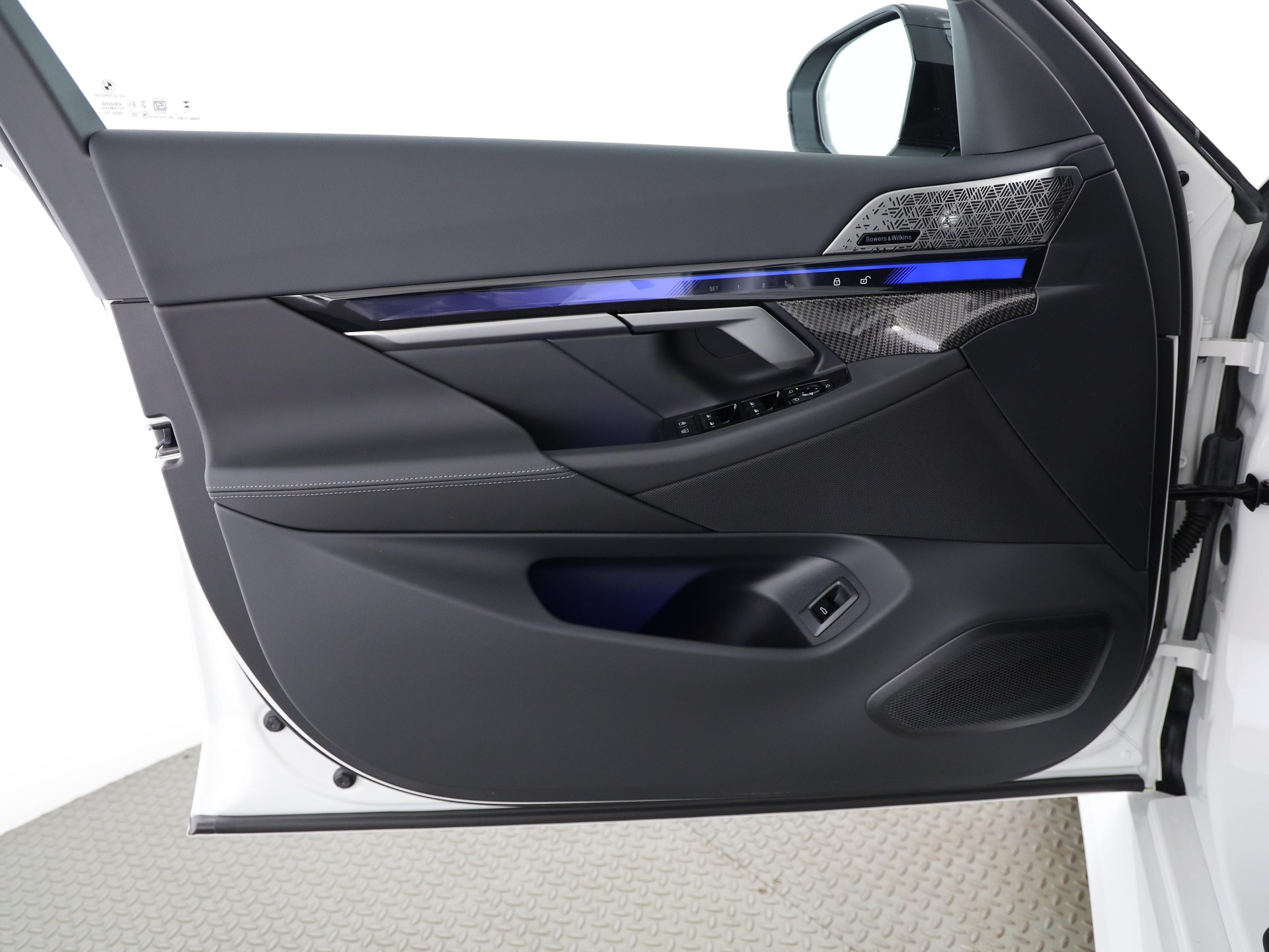 BMW M5 xDrive-image-9