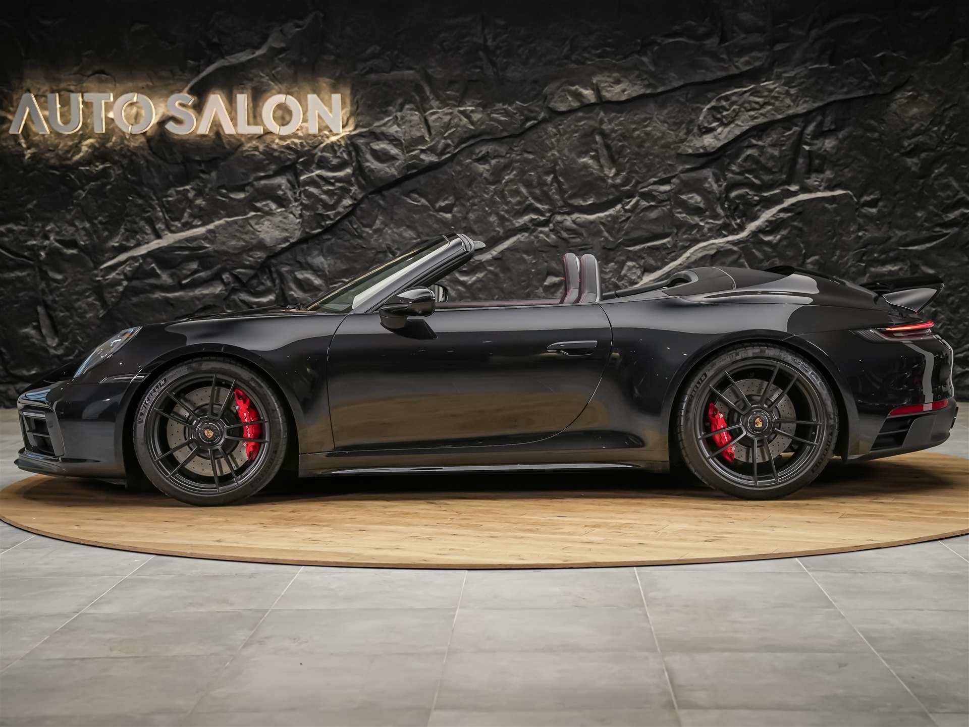 PORSCHE 911 Carrera GTS Cabriolet PDK *Vierradlenkung*Abstandsregler*360° Kamera*-showroom-element-3