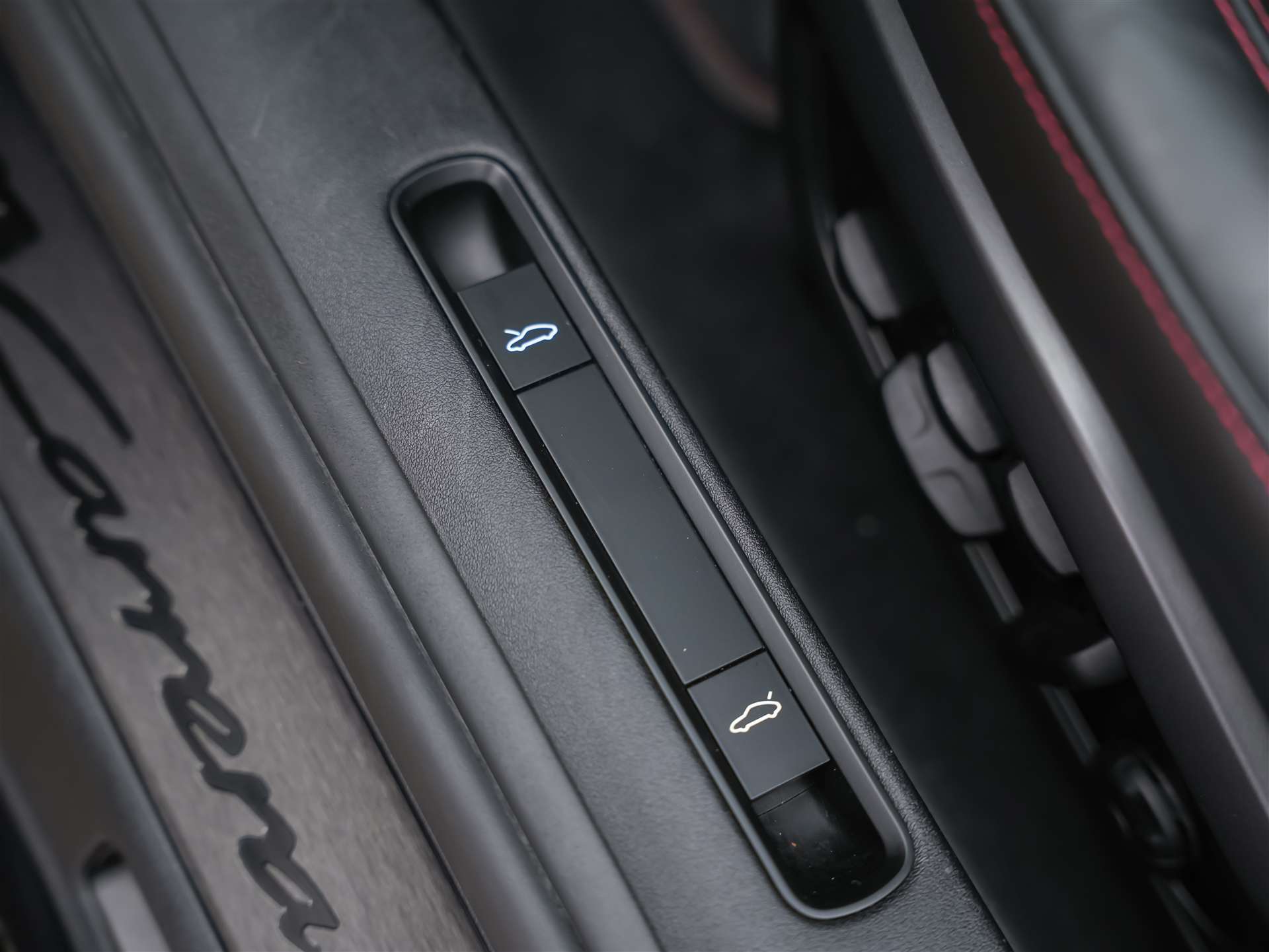 PORSCHE 911 Carrera GTS Cabriolet PDK-image-35