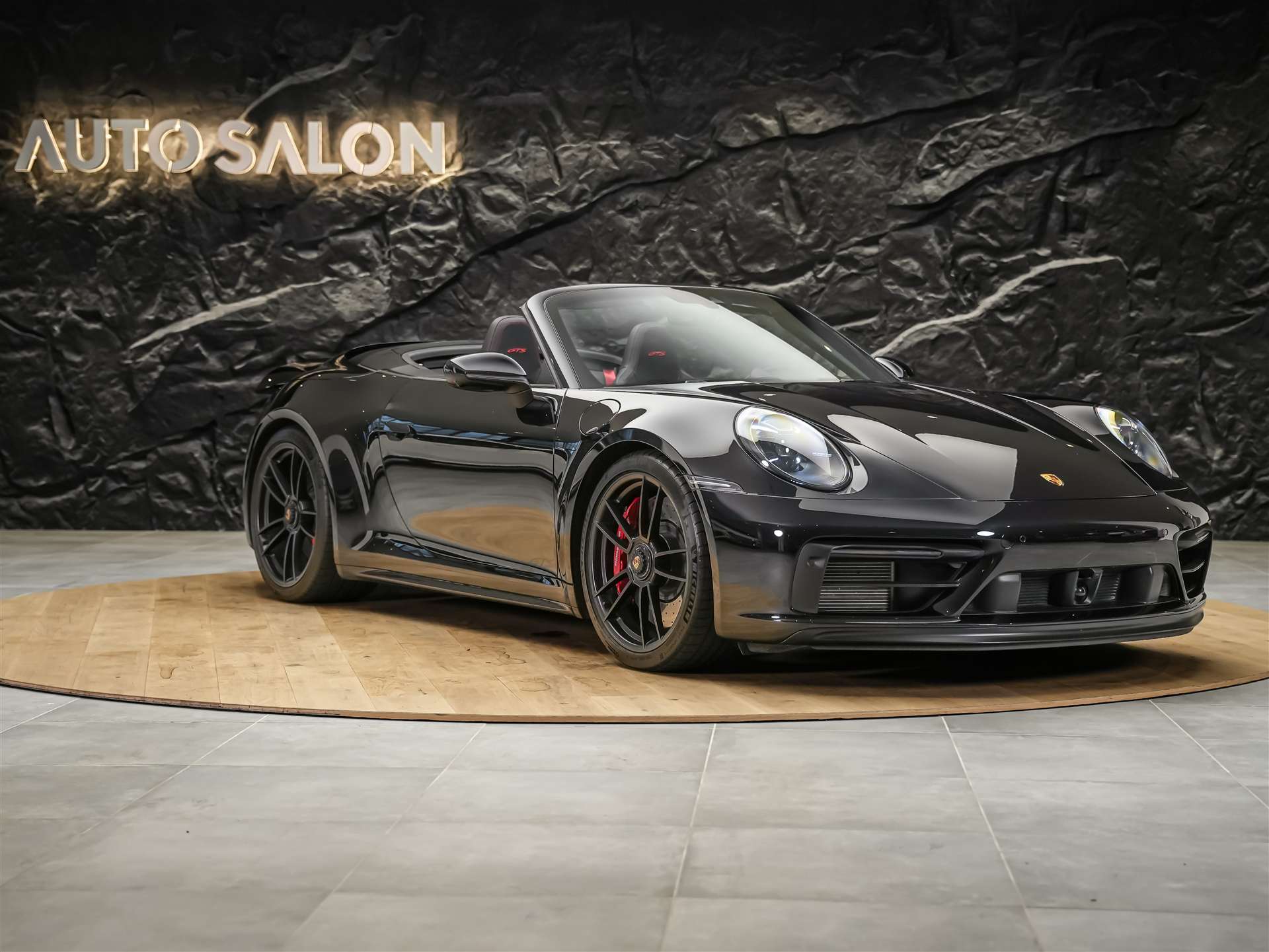 PORSCHE 911 Carrera GTS Cabriolet PDK *Vierradlenkung*Abstandsregler*360° Kamera*-image-11